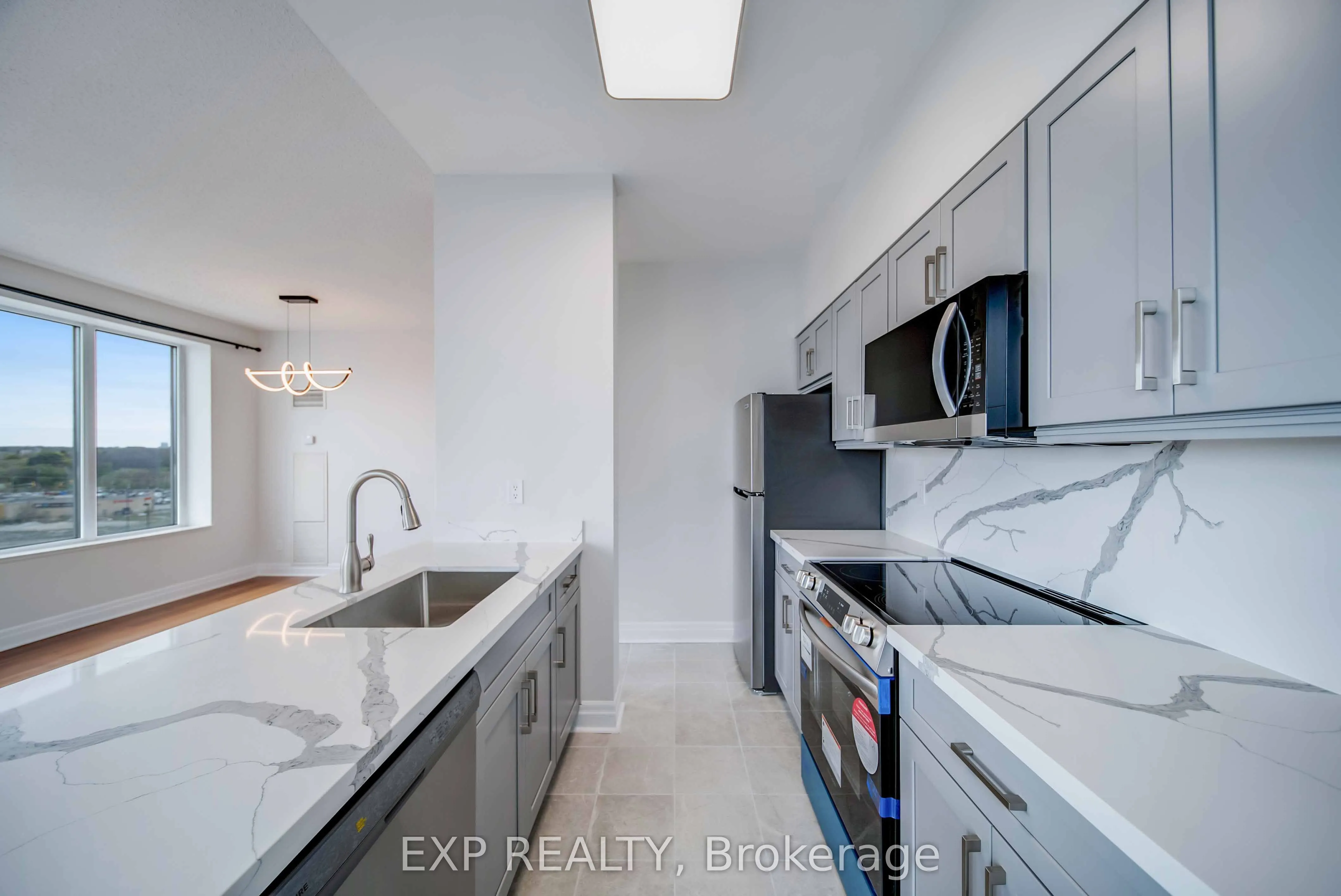 2119 Lakeshore Boulevard W, #1003