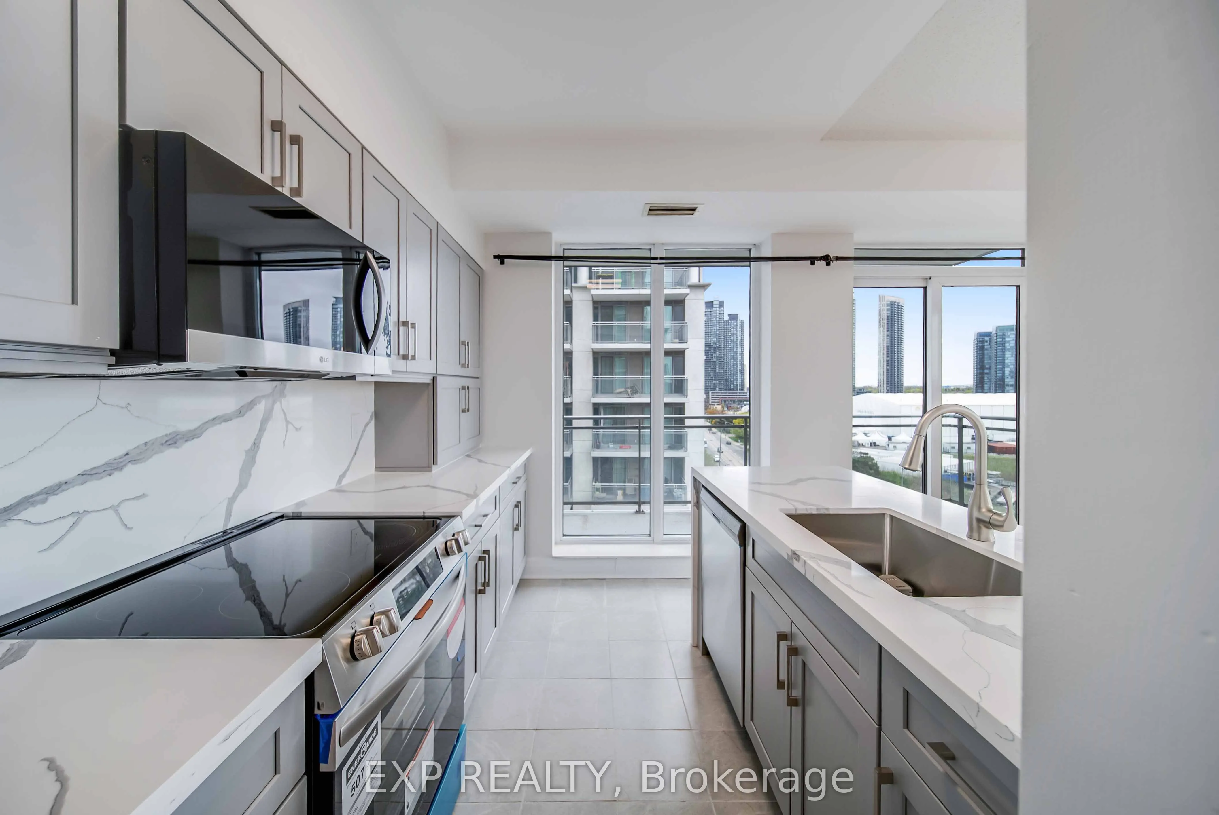 2119 Lakeshore Boulevard W, #1003