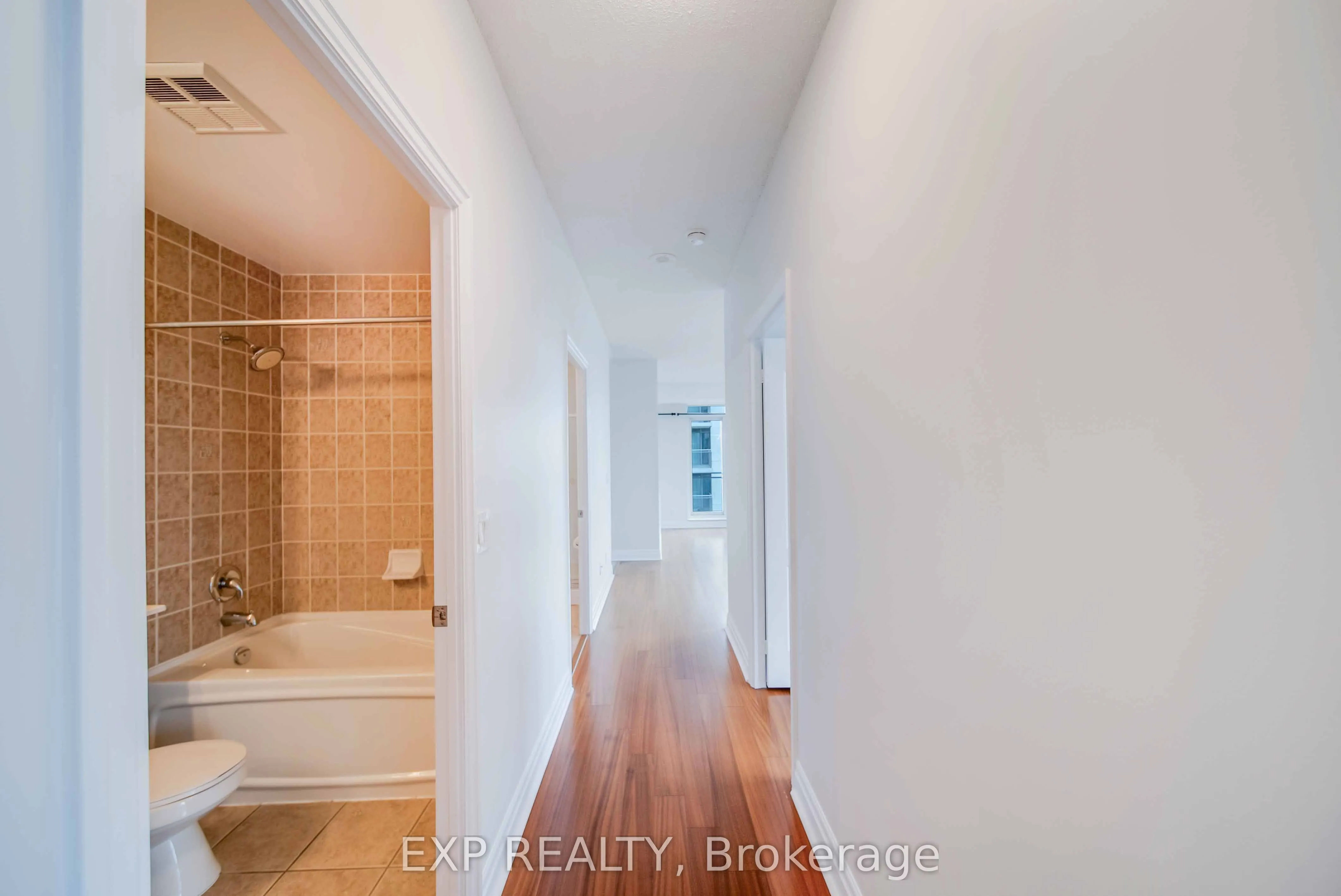 2119 Lakeshore Boulevard W, #1003