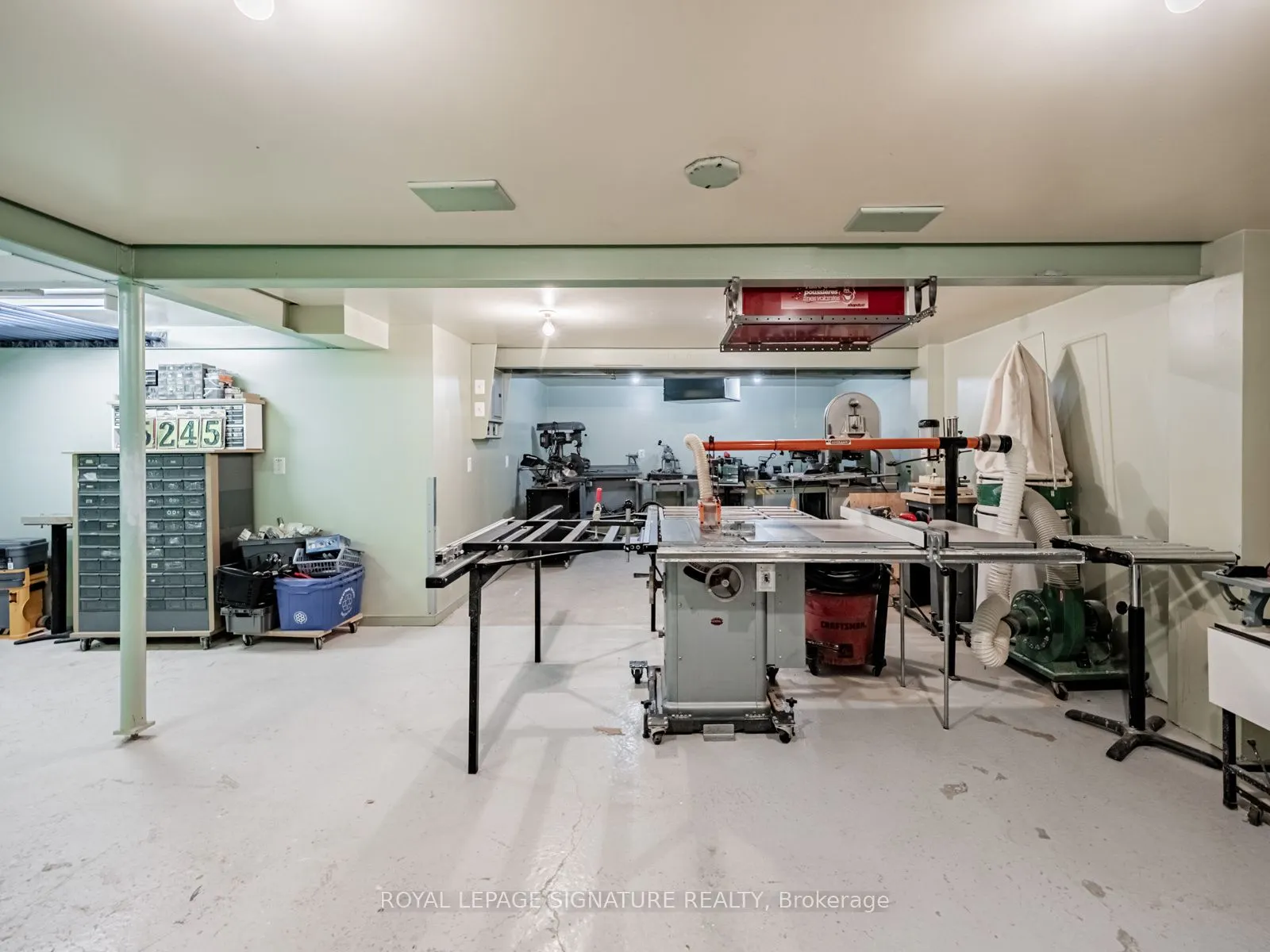5245 Champlain Trail
