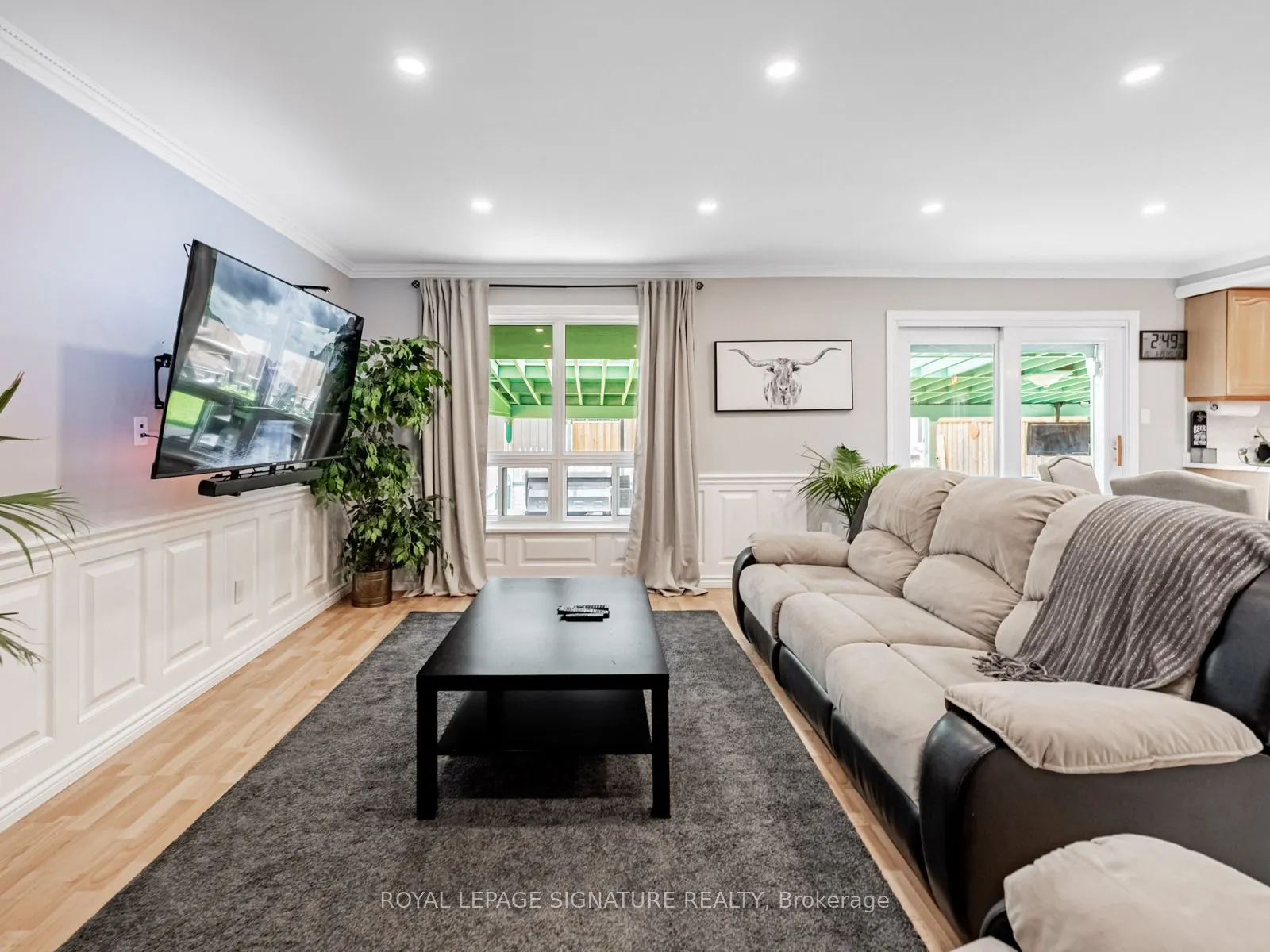 5245 Champlain Trail