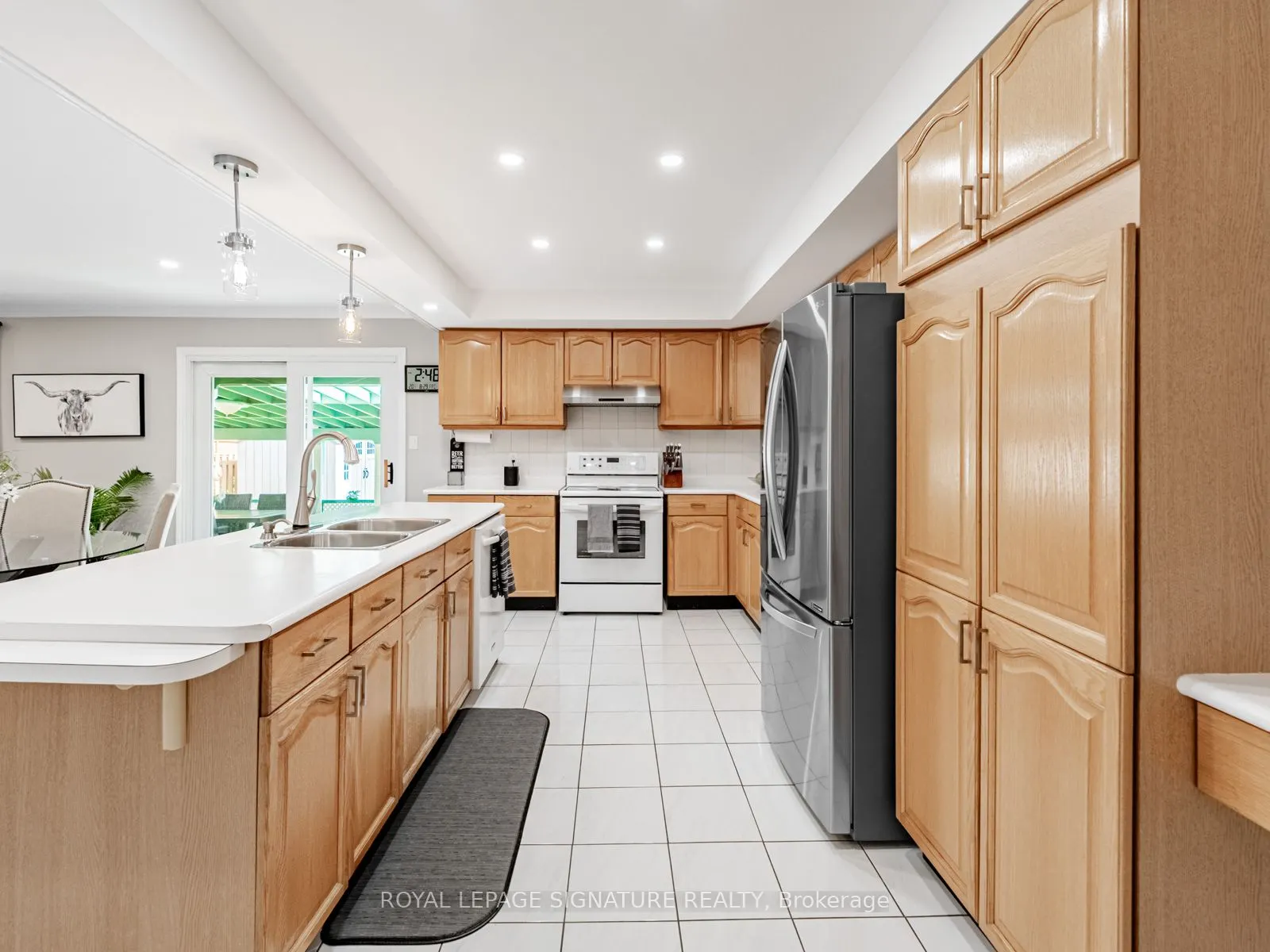 5245 Champlain Trail