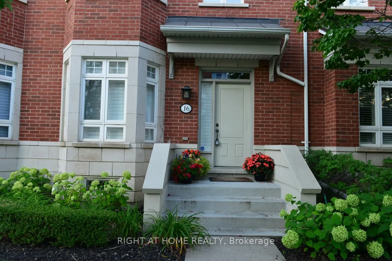 16 St Lawrence Drive, #5