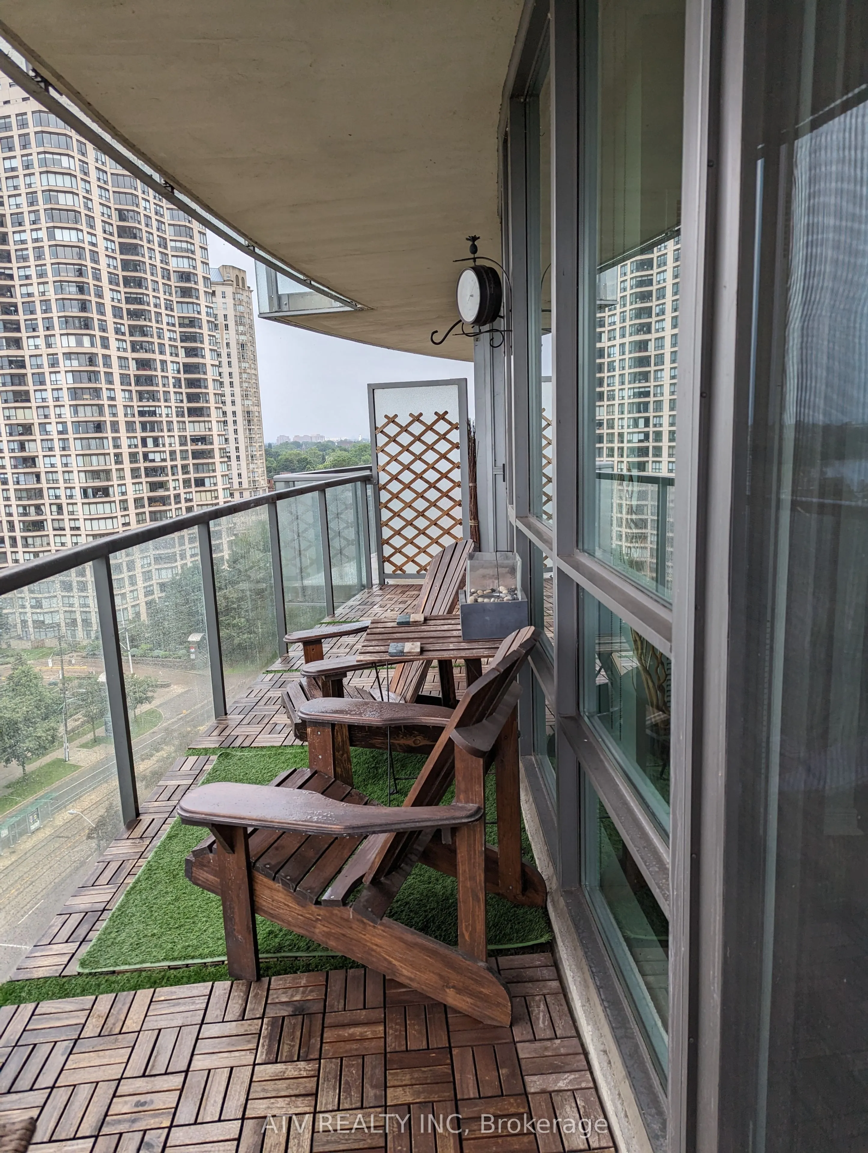 2240 Lake Shore Boulevard W, #1008
