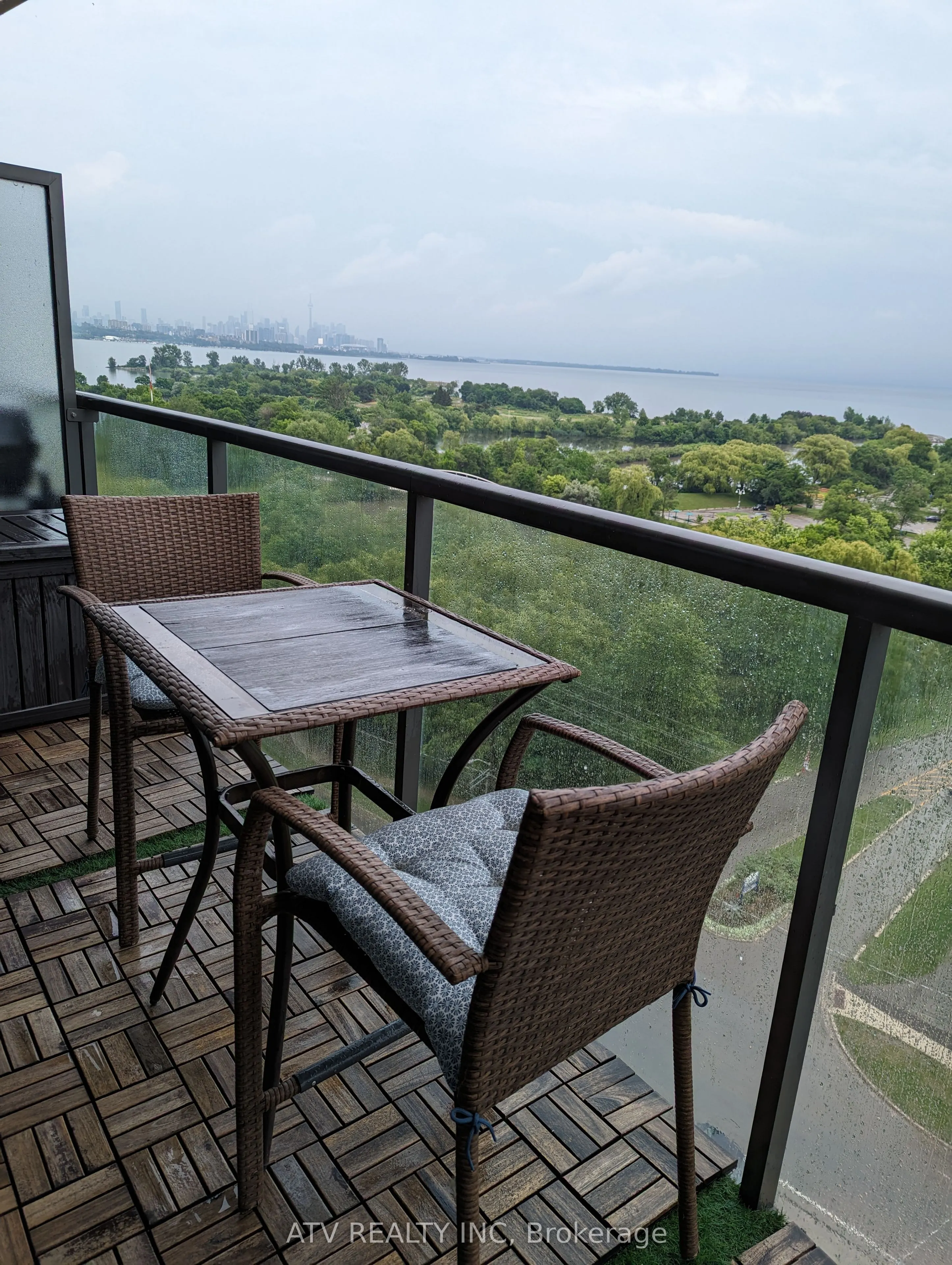 2240 Lake Shore Boulevard W, #1008