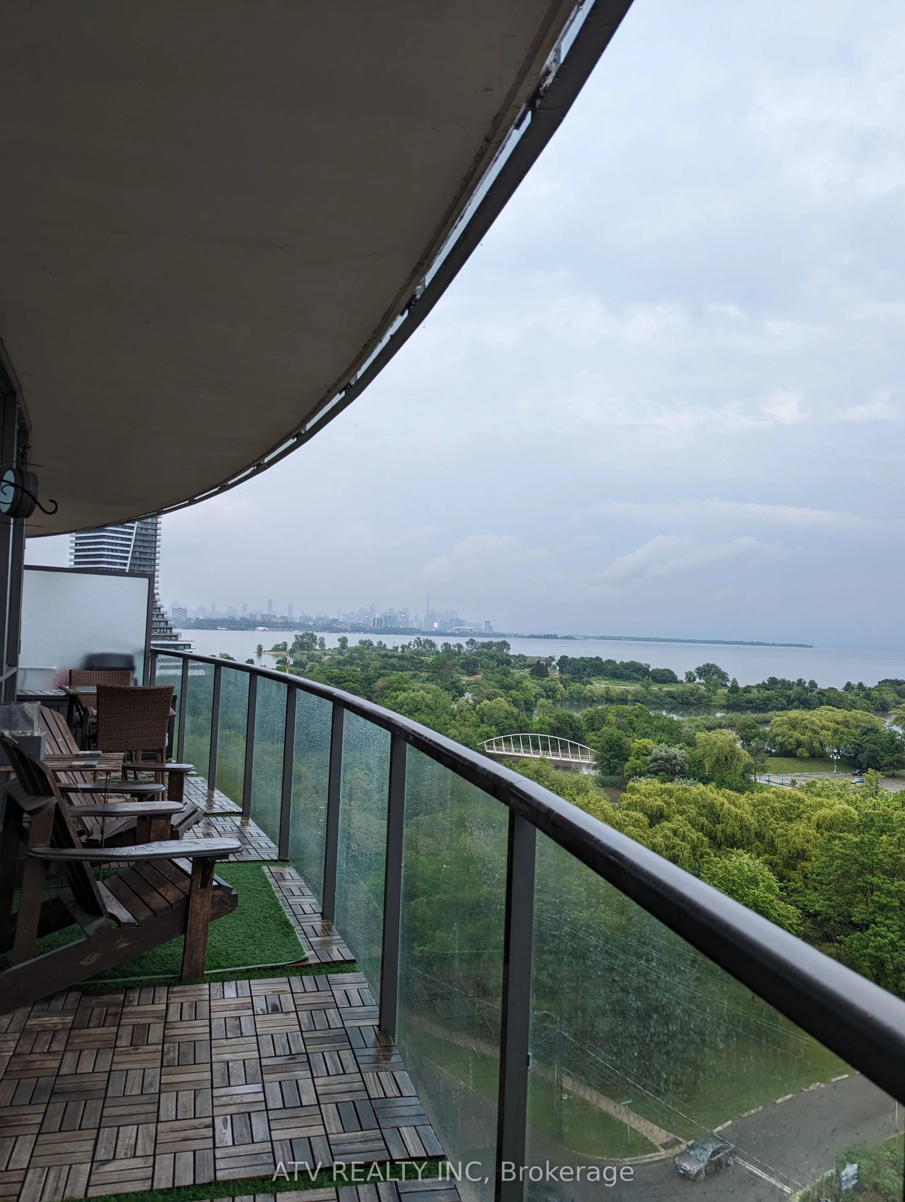 2240 Lake Shore Boulevard W, #1008