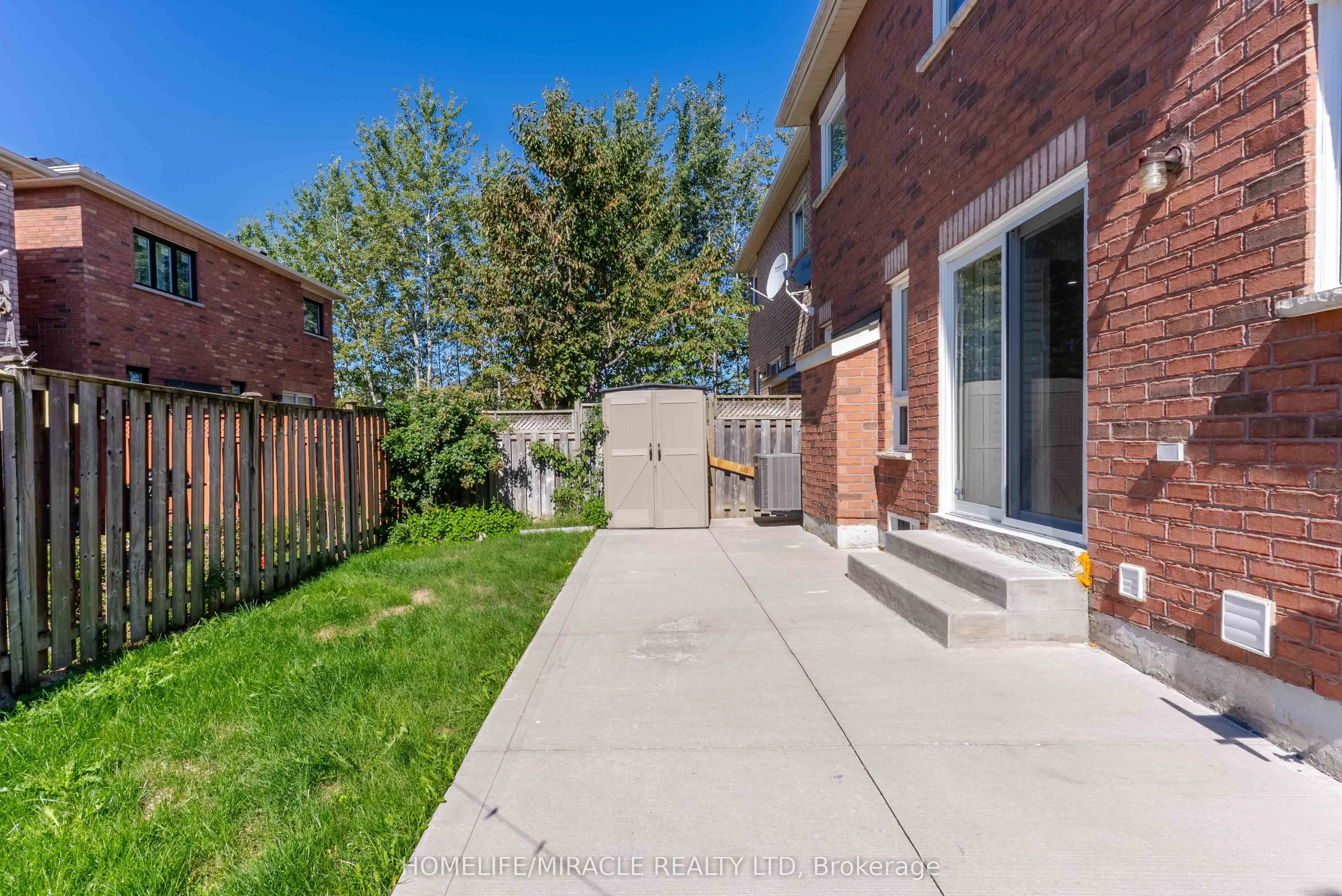 14 Galveston Crescent