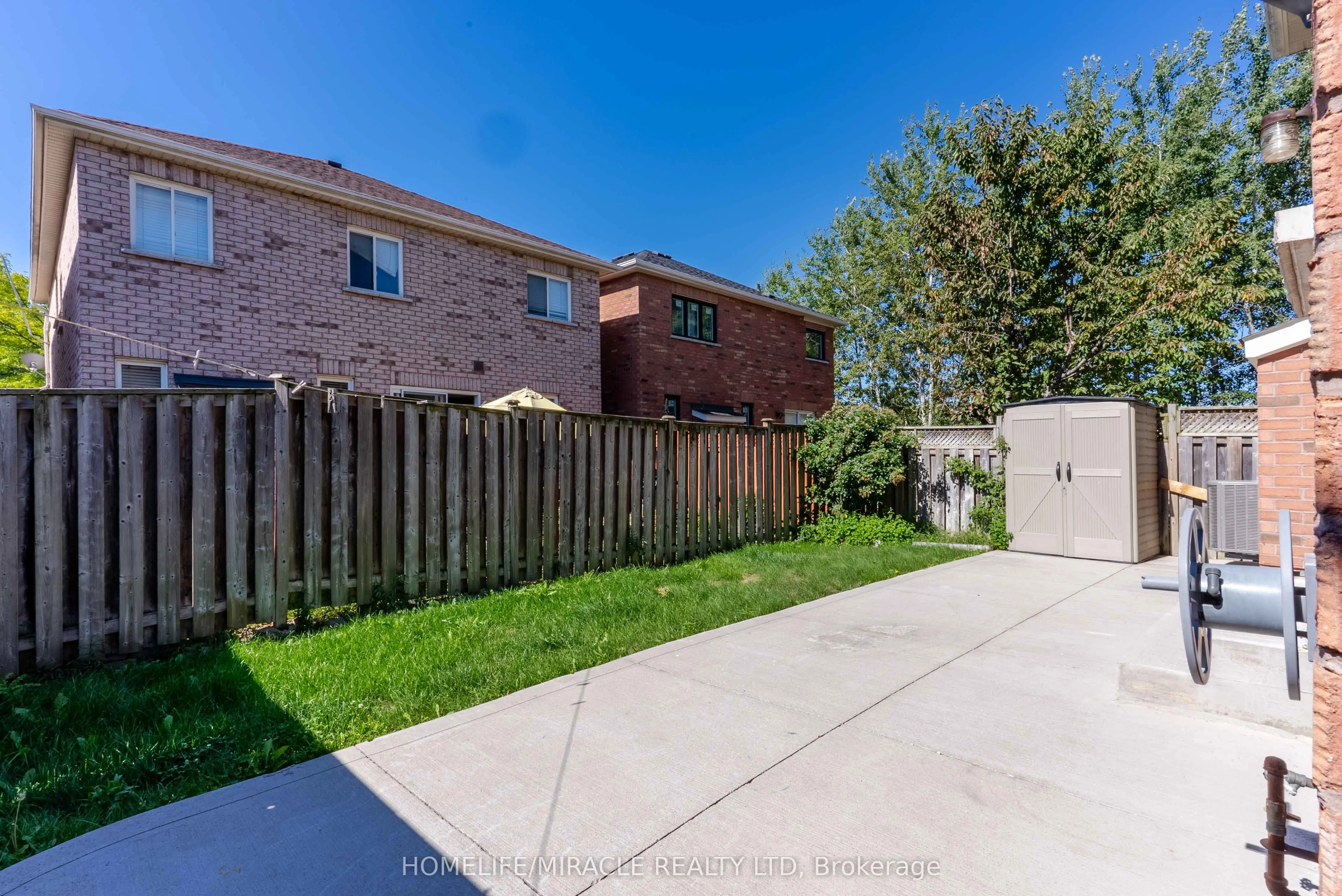 14 Galveston Crescent