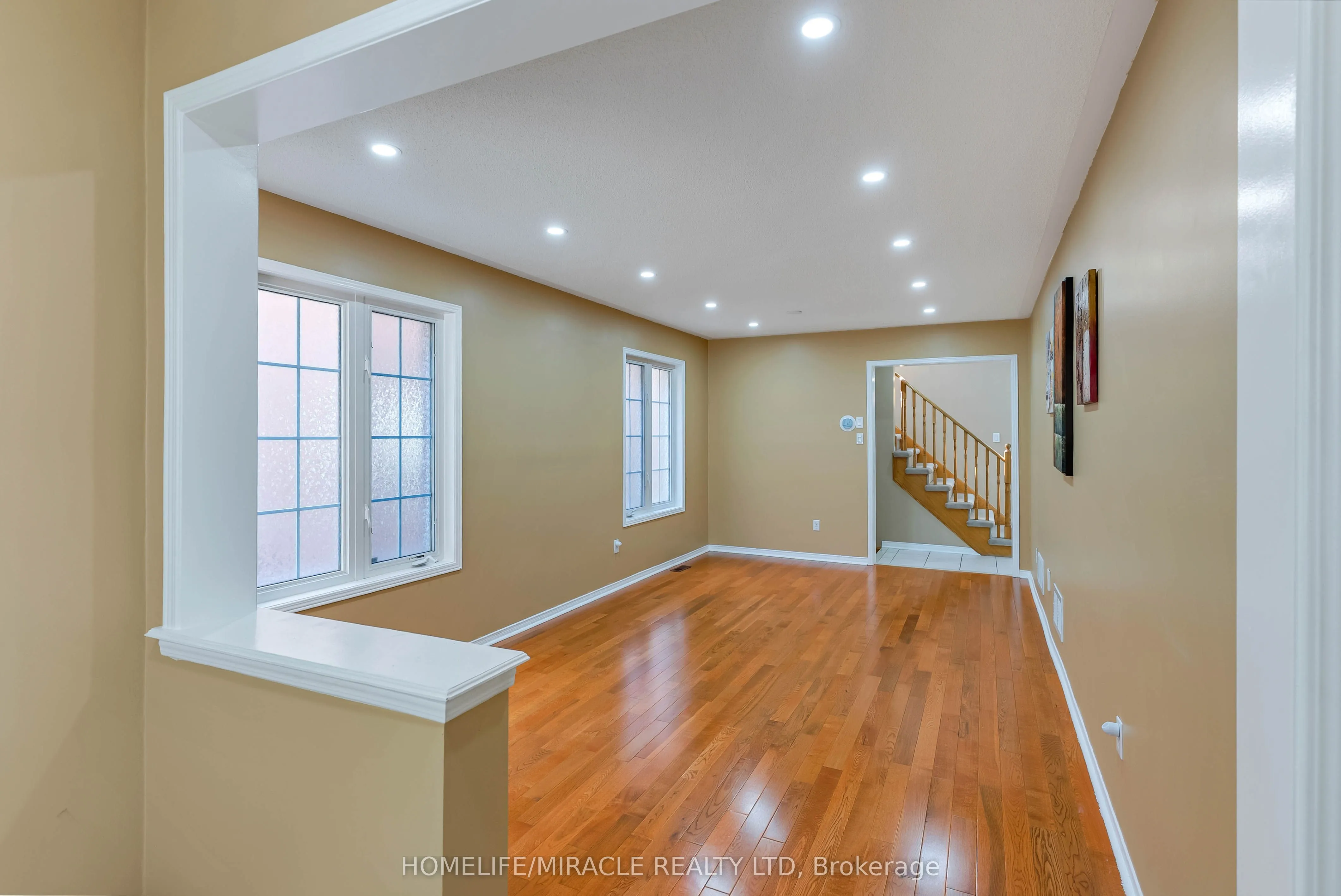 14 Galveston Crescent