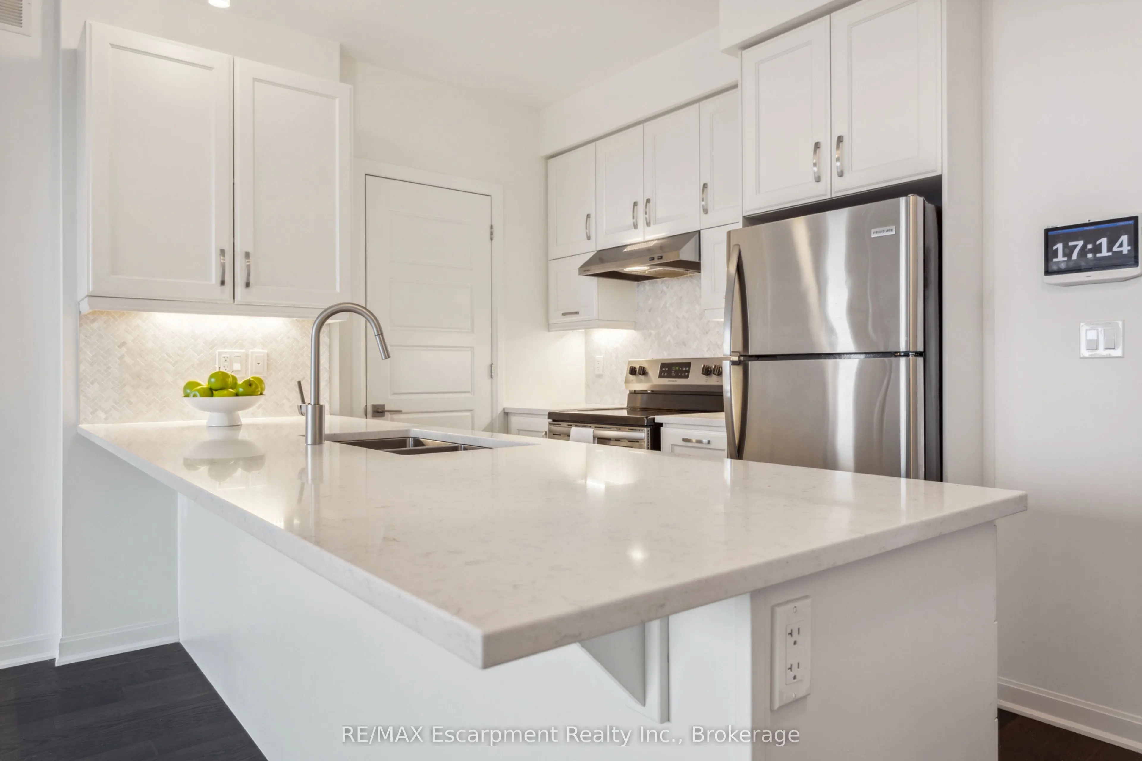 3028 CREEKSHORE COMMON, #309