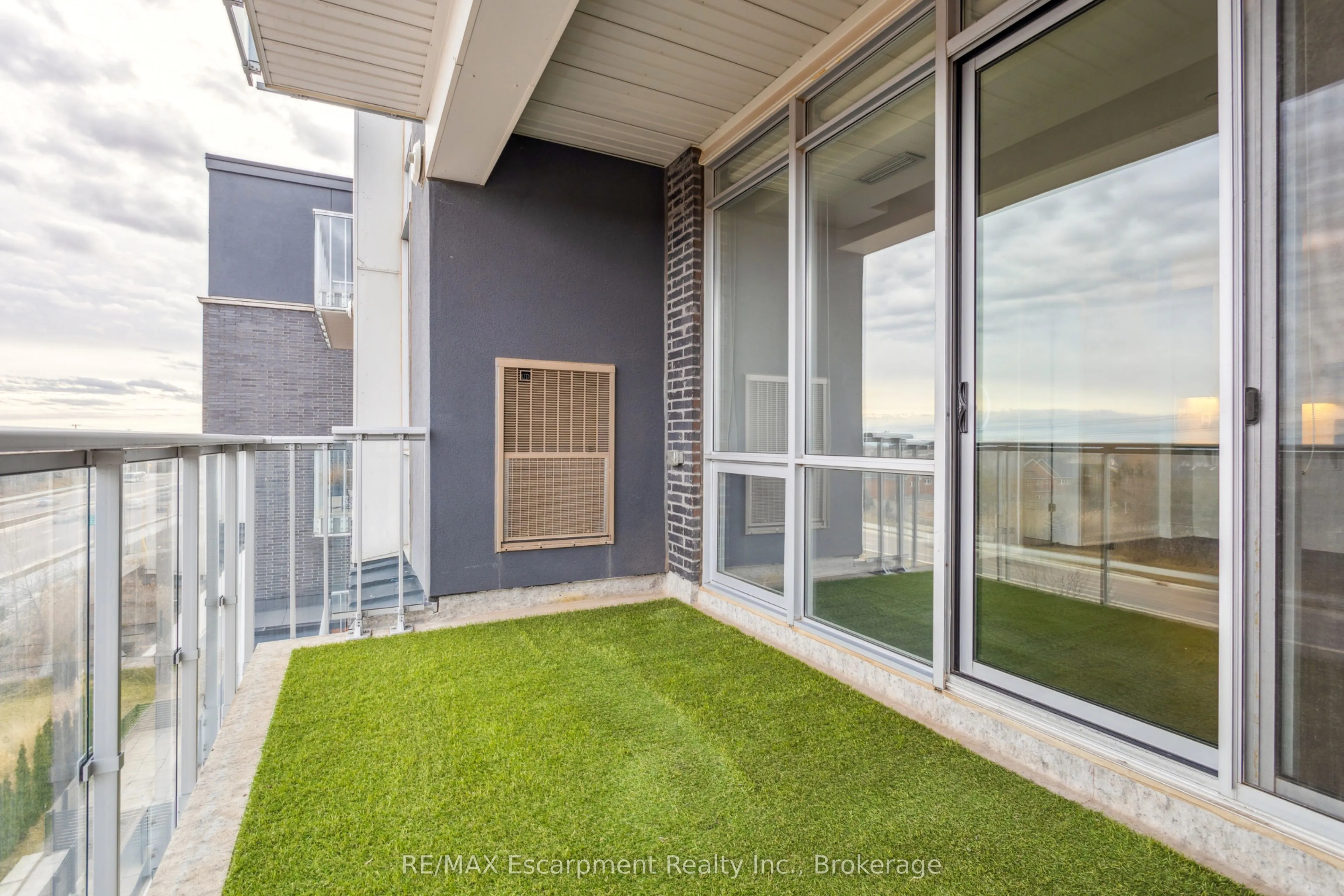 3028 CREEKSHORE COMMON, #309