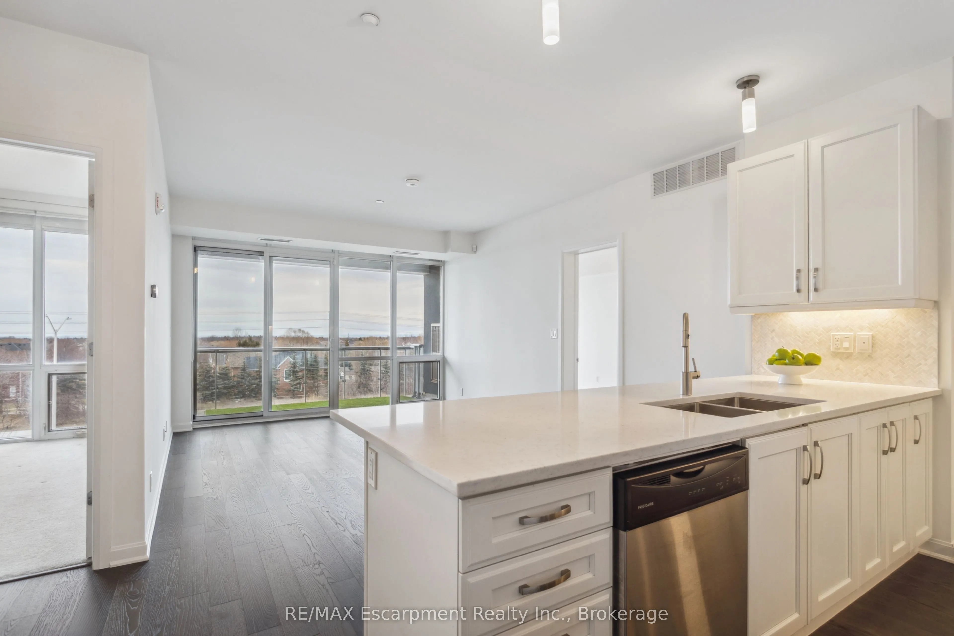 3028 CREEKSHORE COMMON, #309