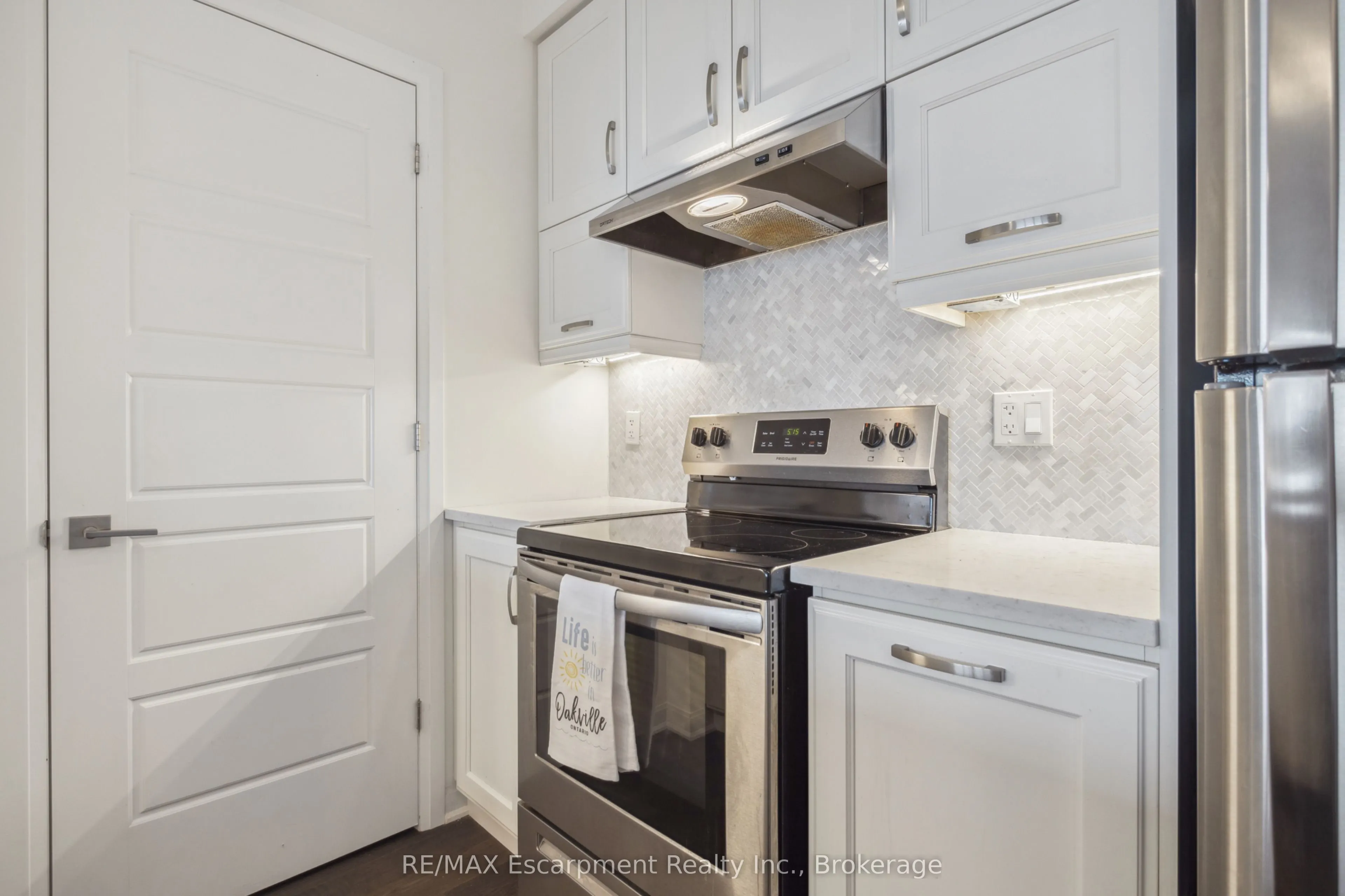 3028 CREEKSHORE COMMON, #309