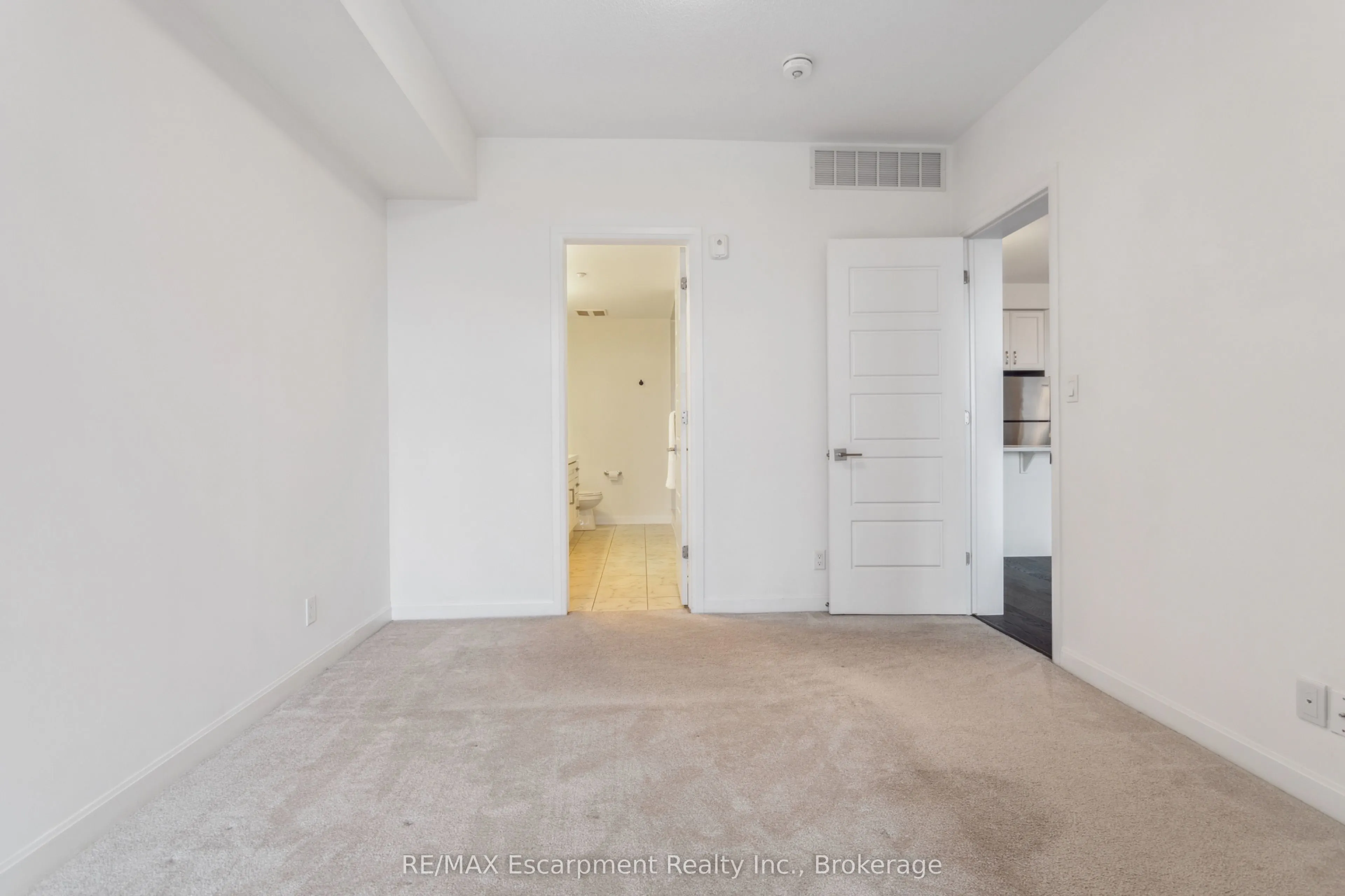 3028 CREEKSHORE COMMON, #309