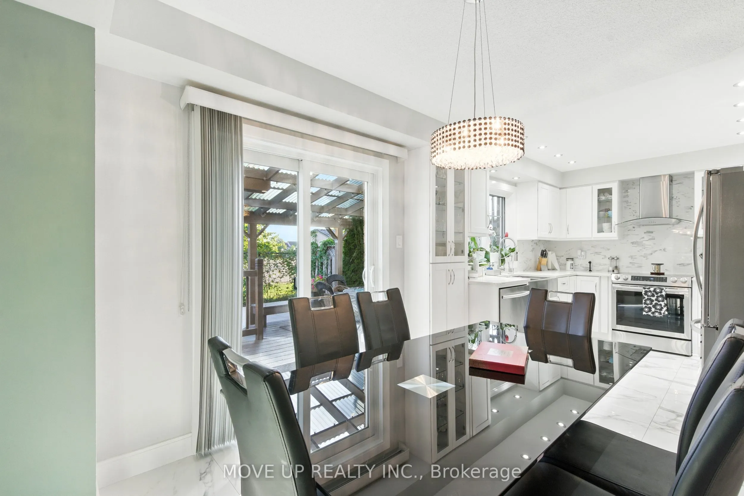 102 Trudelle Crescent