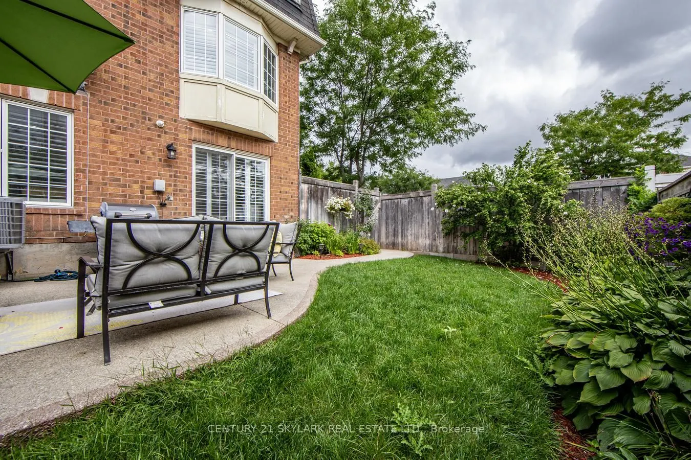 21 Decker Hollow Circle