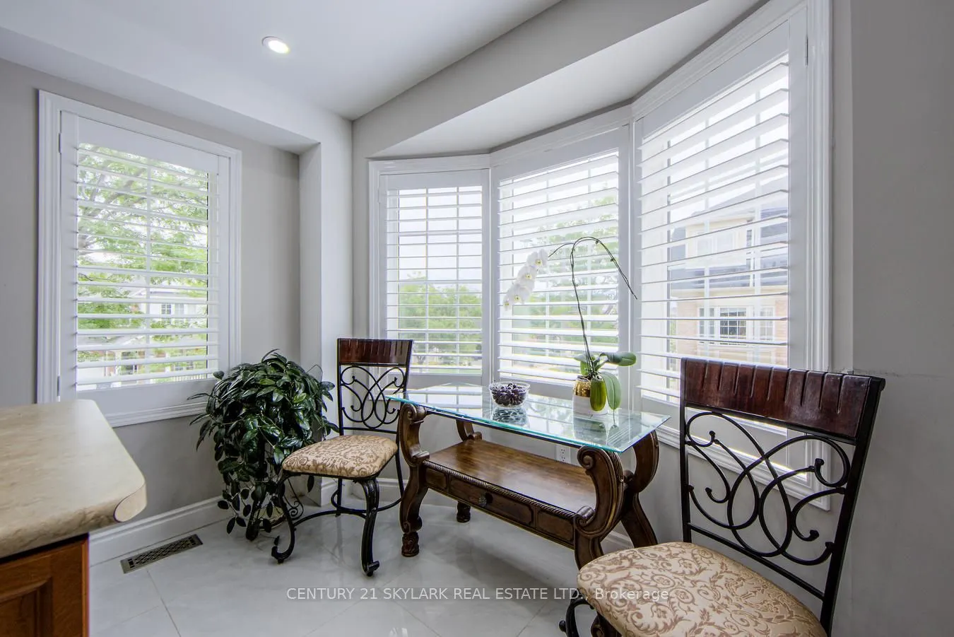 21 Decker Hollow Circle