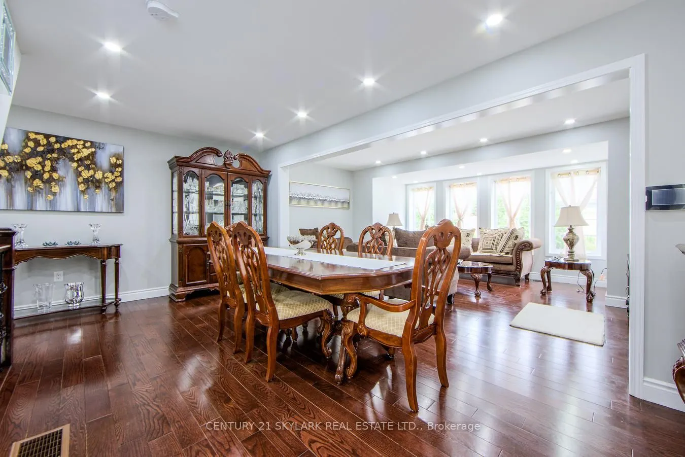 21 Decker Hollow Circle
