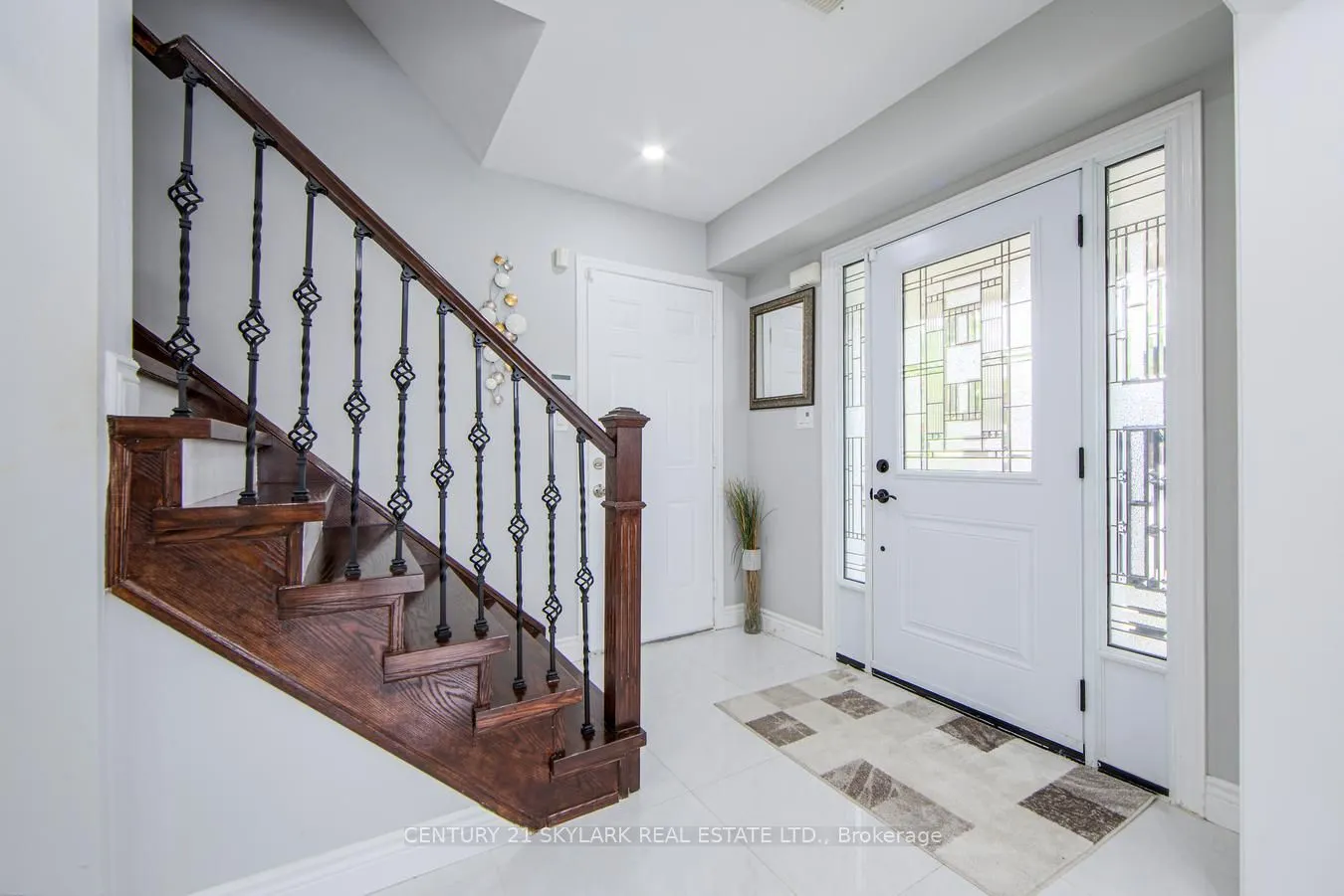 21 Decker Hollow Circle