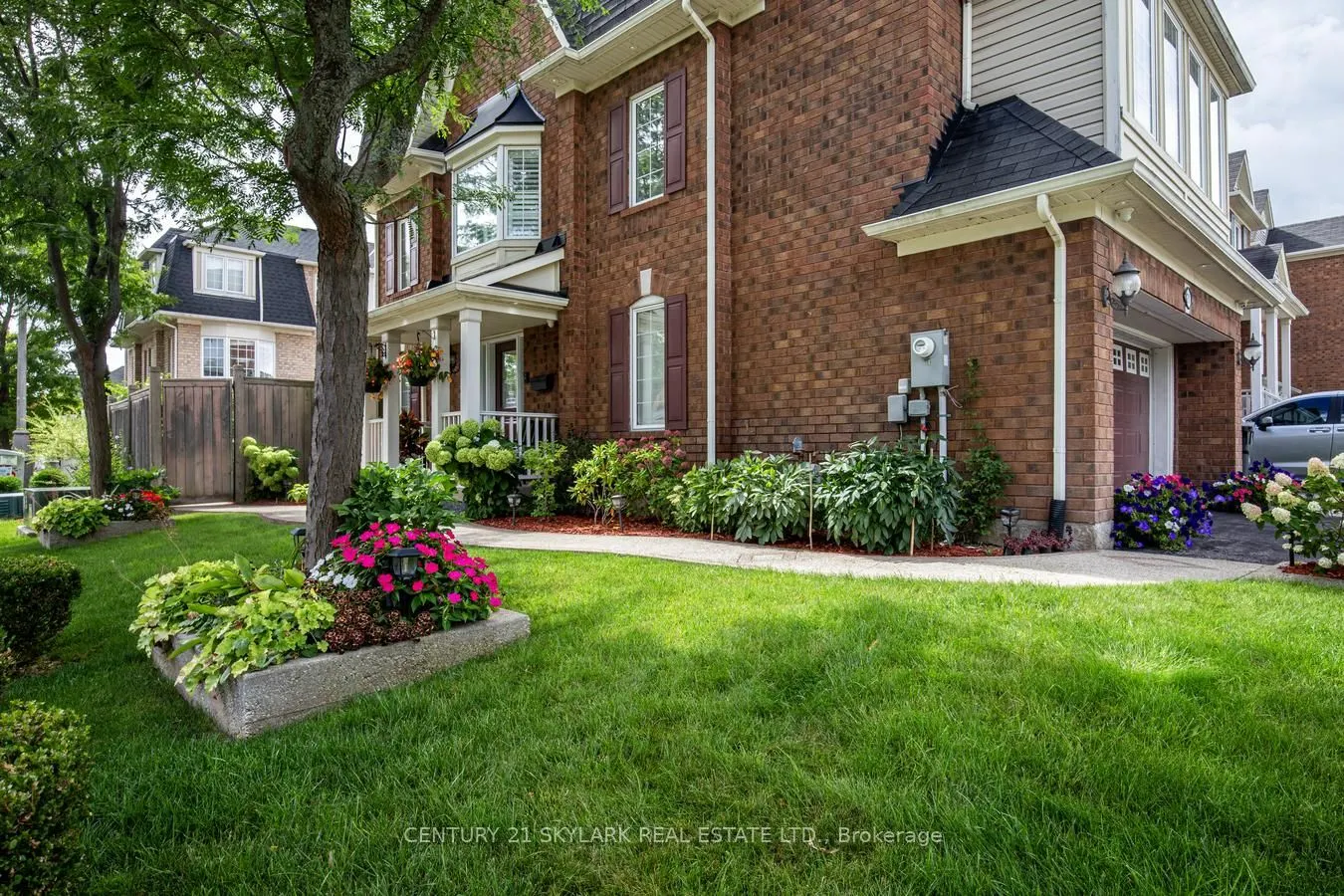 21 Decker Hollow Circle