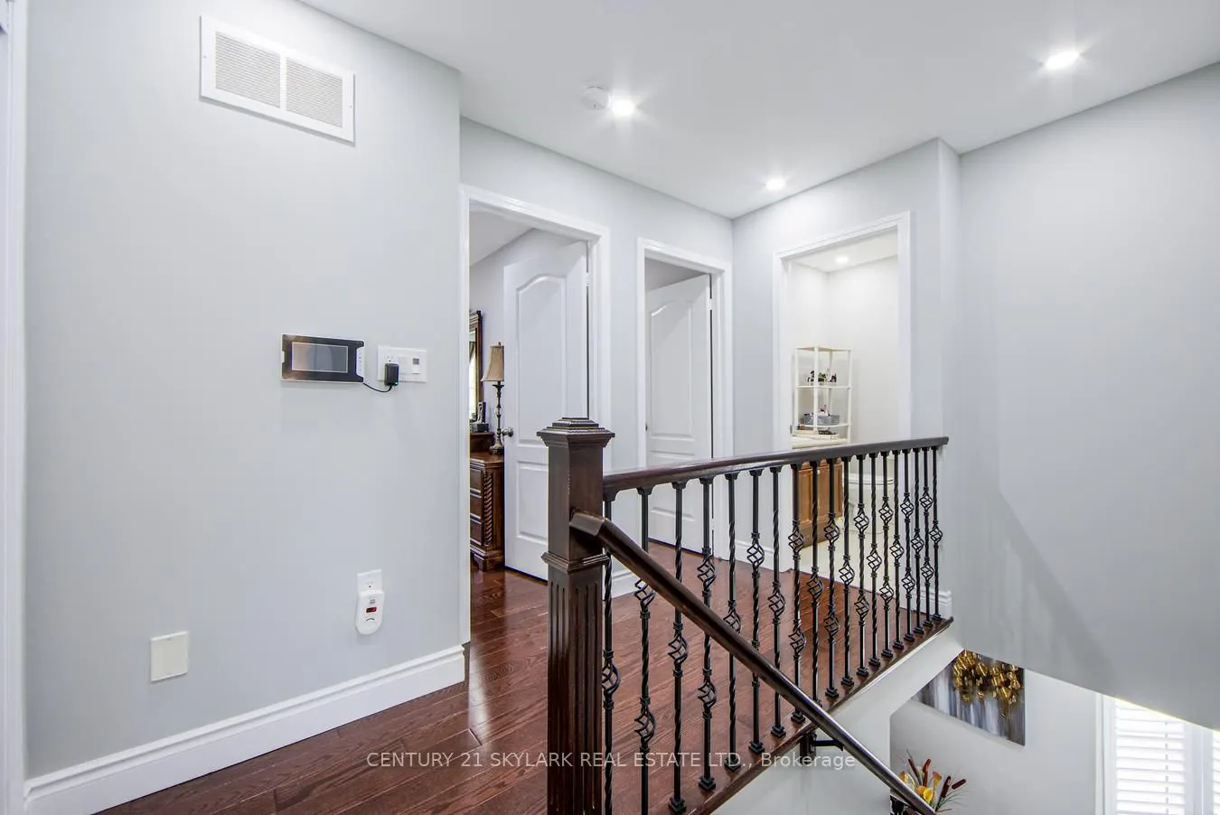 21 Decker Hollow Circle