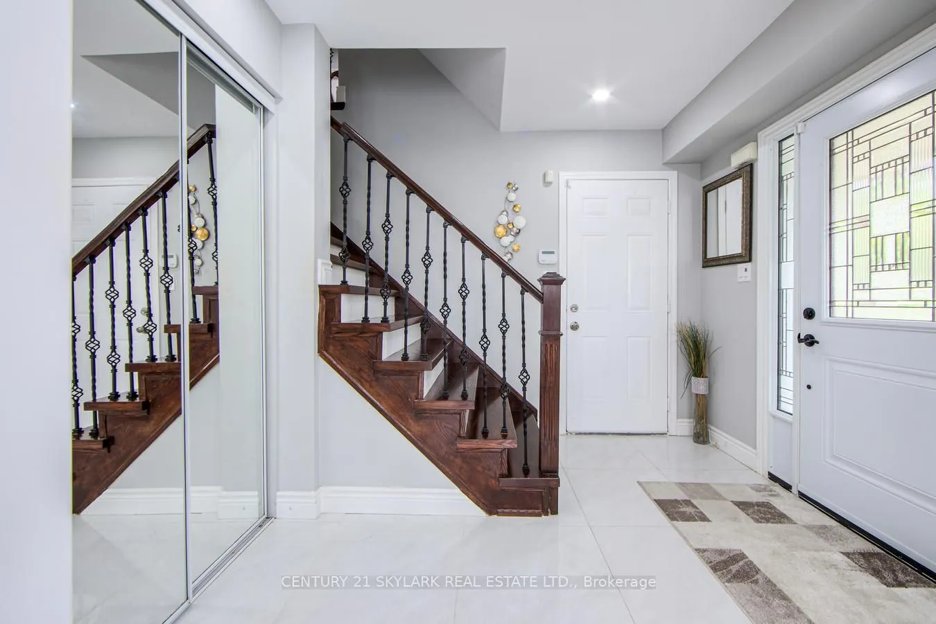 21 Decker Hollow Circle