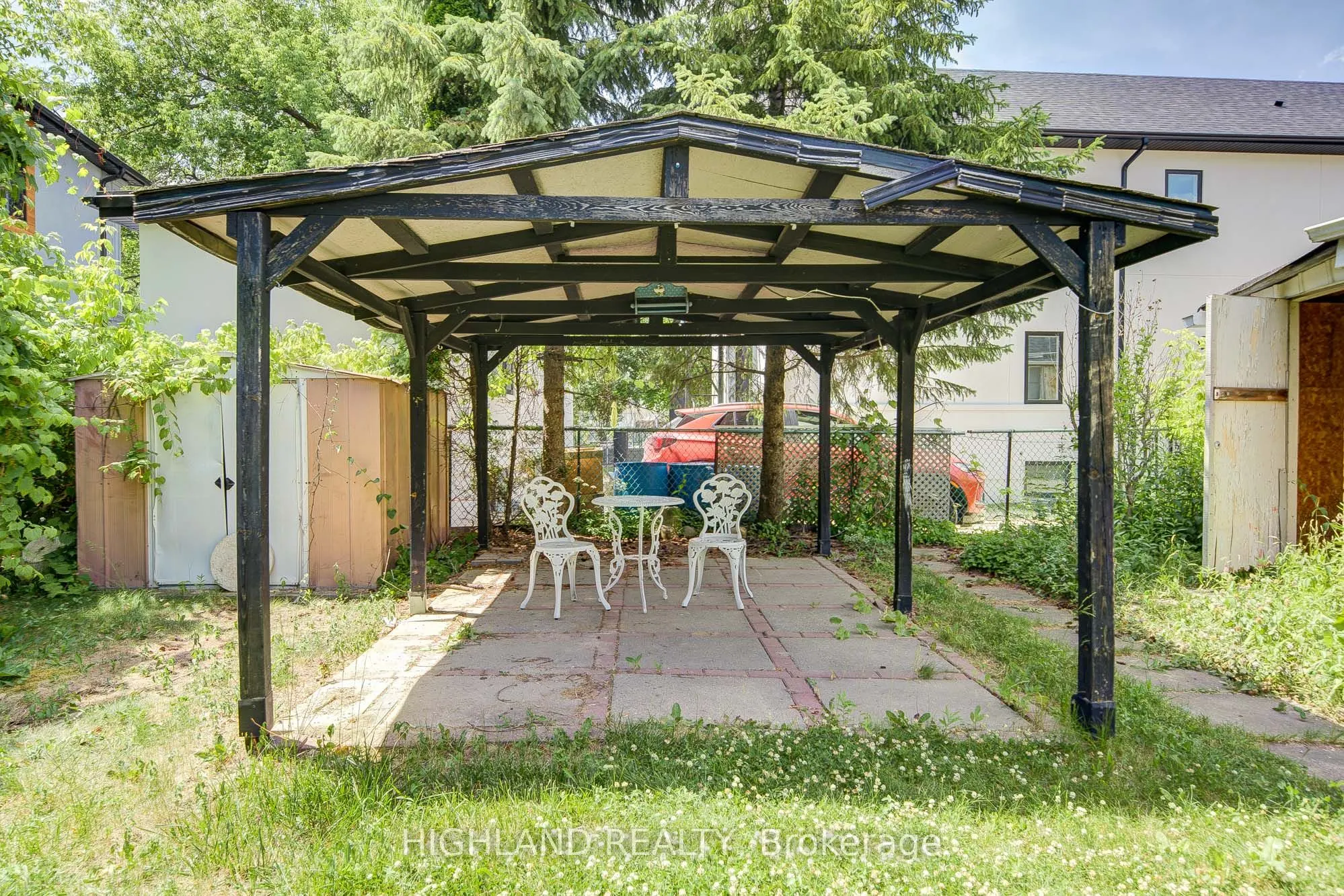 38 Esmond Crescent