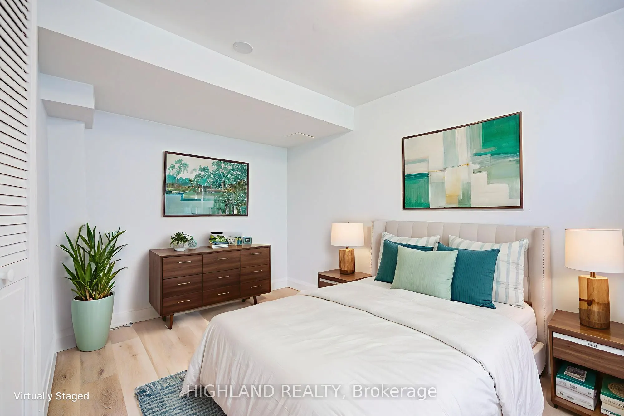 38 Esmond Crescent