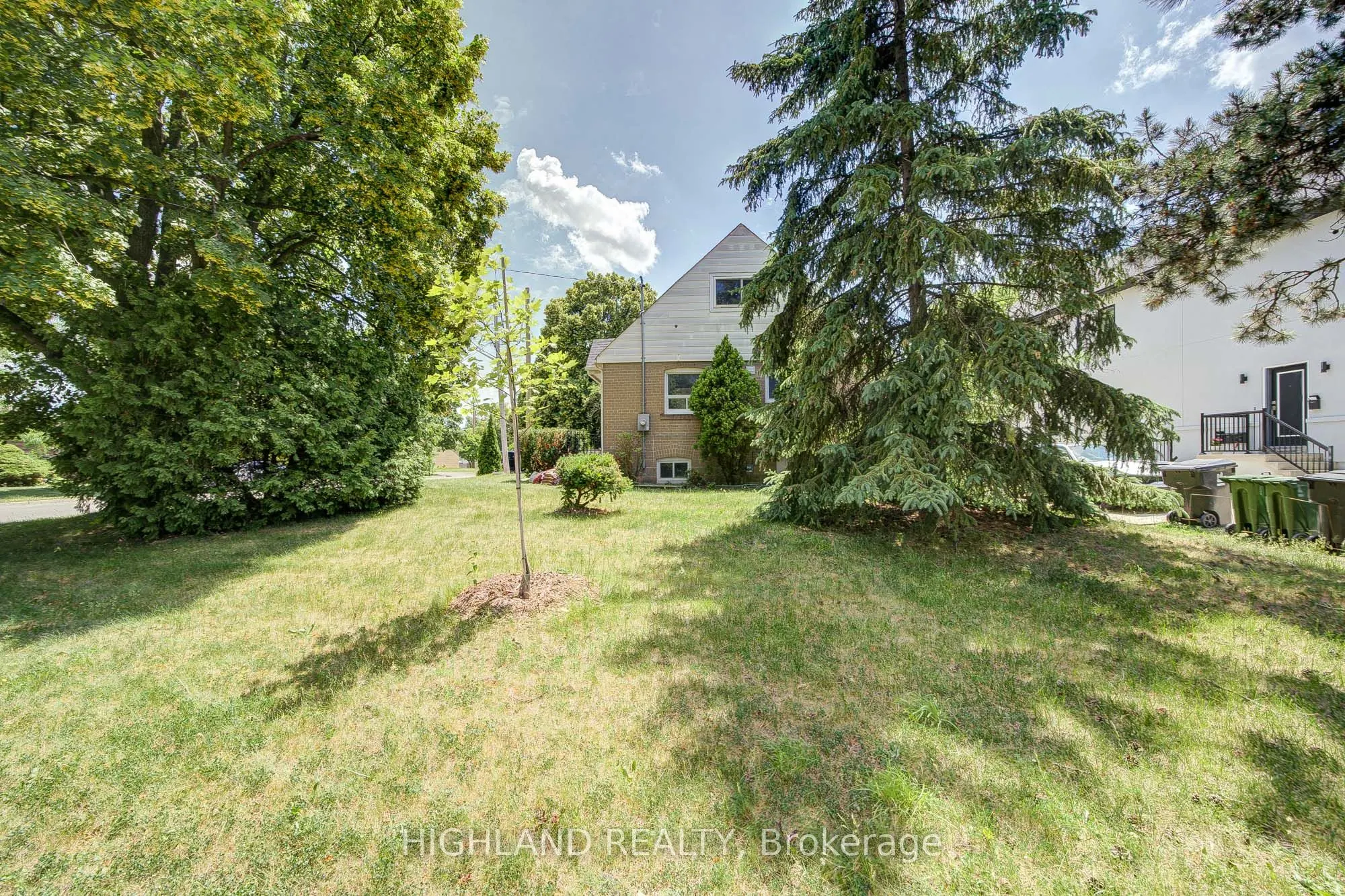 38 Esmond Crescent