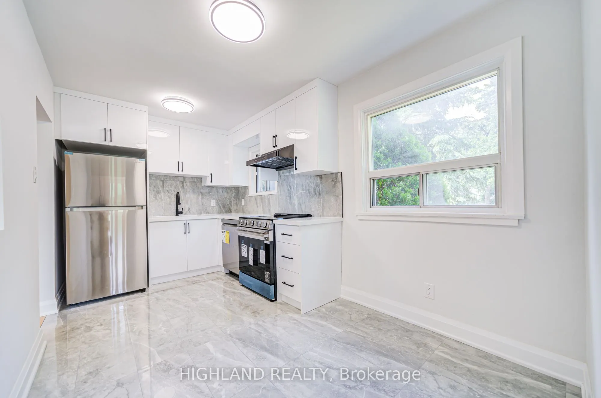 38 Esmond Crescent