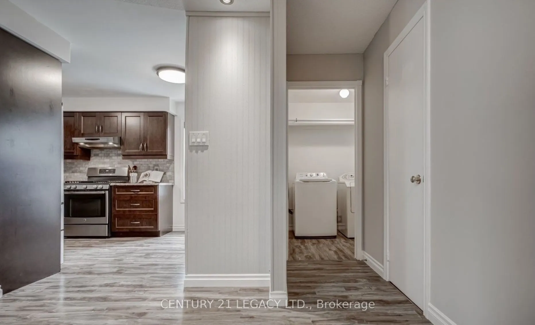 339 Lewis Drive W, #Upper