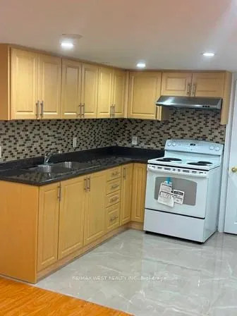 12 Haviland Circle