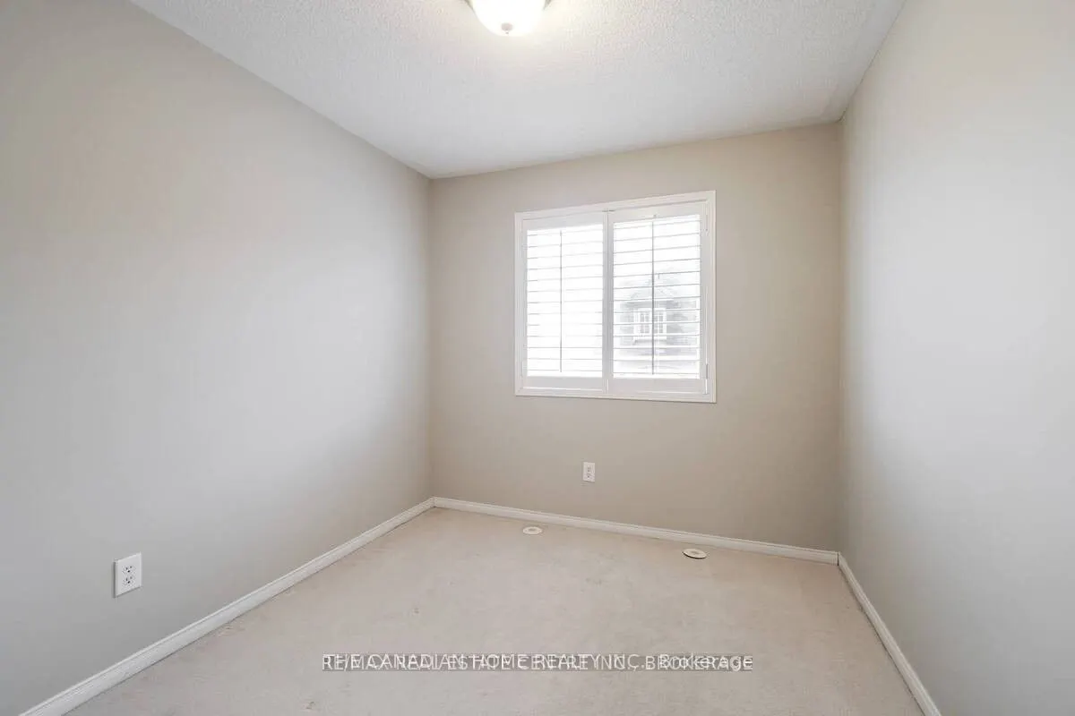 2331 Saddlecreek Crescent