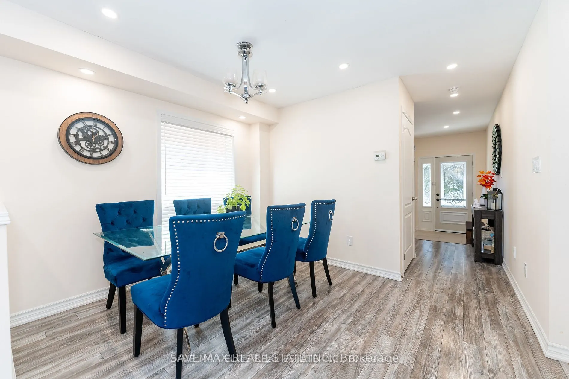 5549 Katy Gate