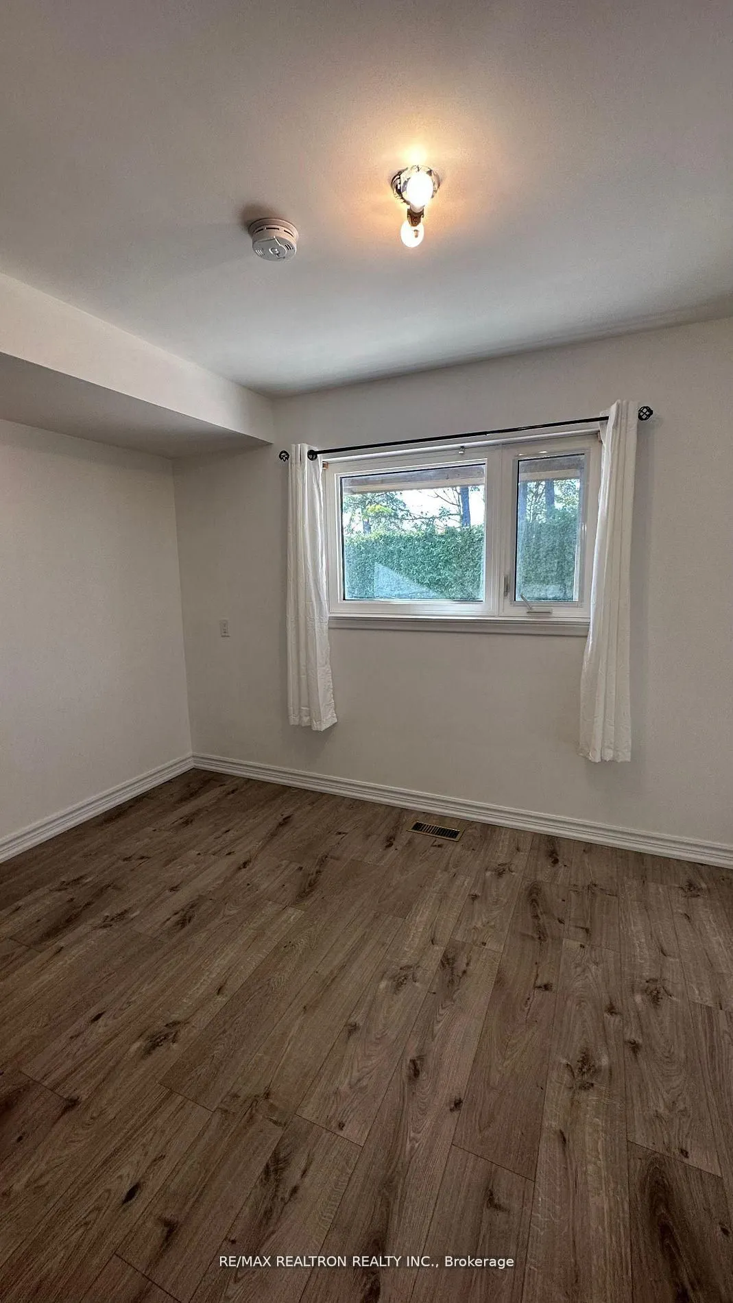 116 Verobeach Boulevard, #Low level apartment