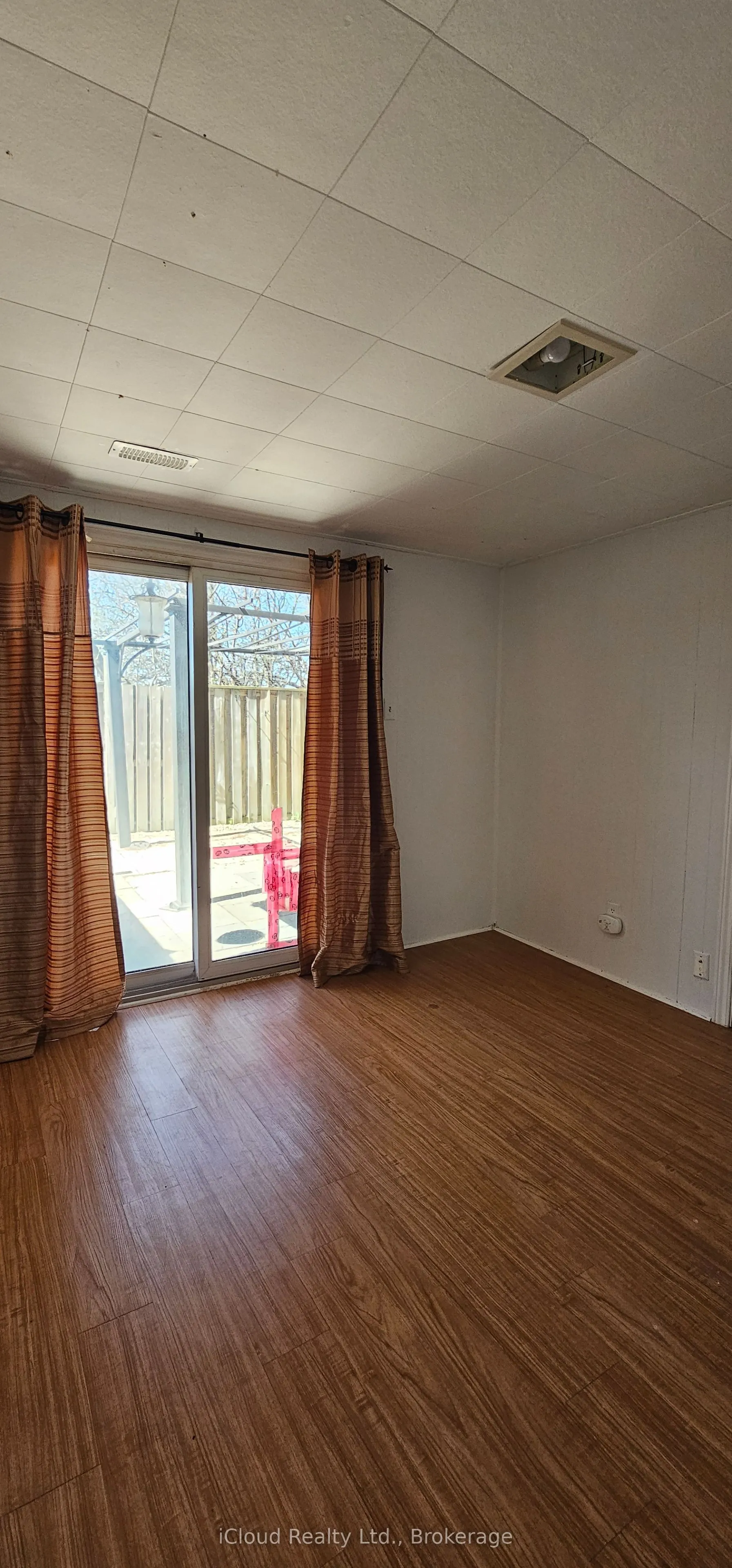 36 Dawson Crescent, #36