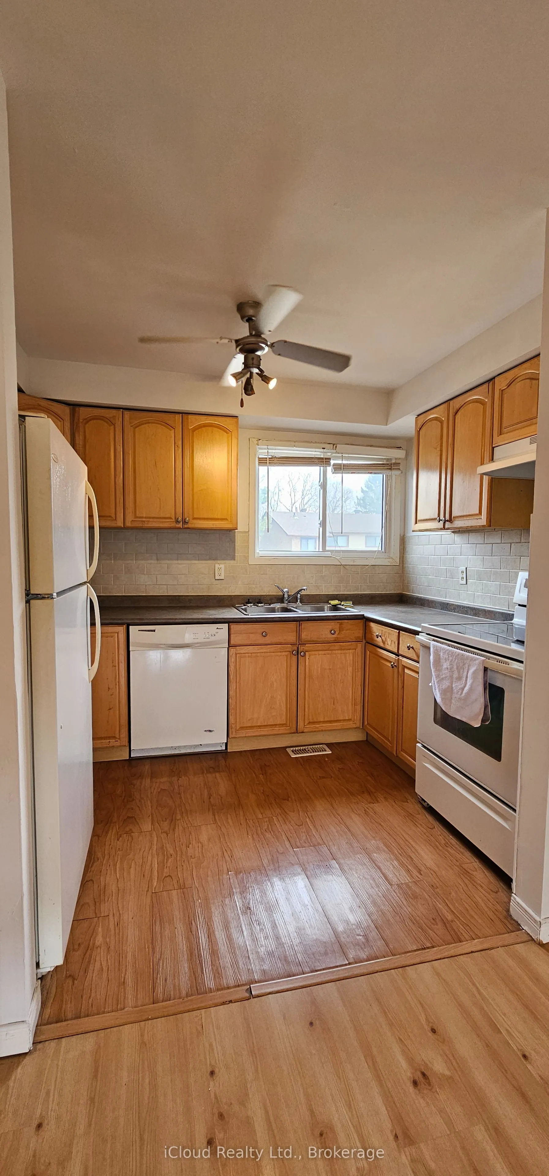36 Dawson Crescent, #36