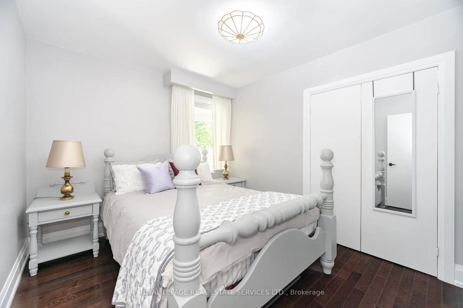 26 Alanmeade Crescent