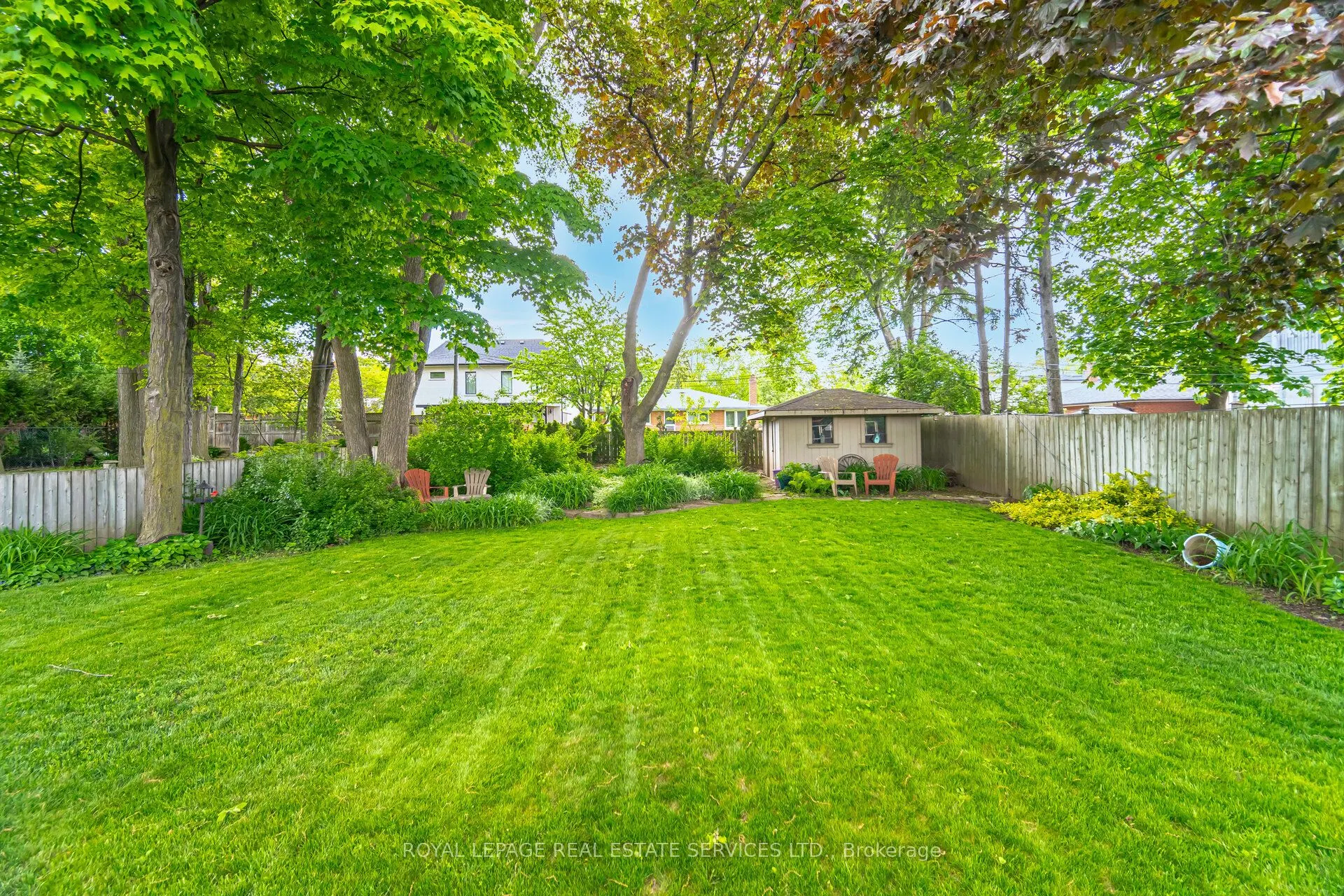 26 Alanmeade Crescent