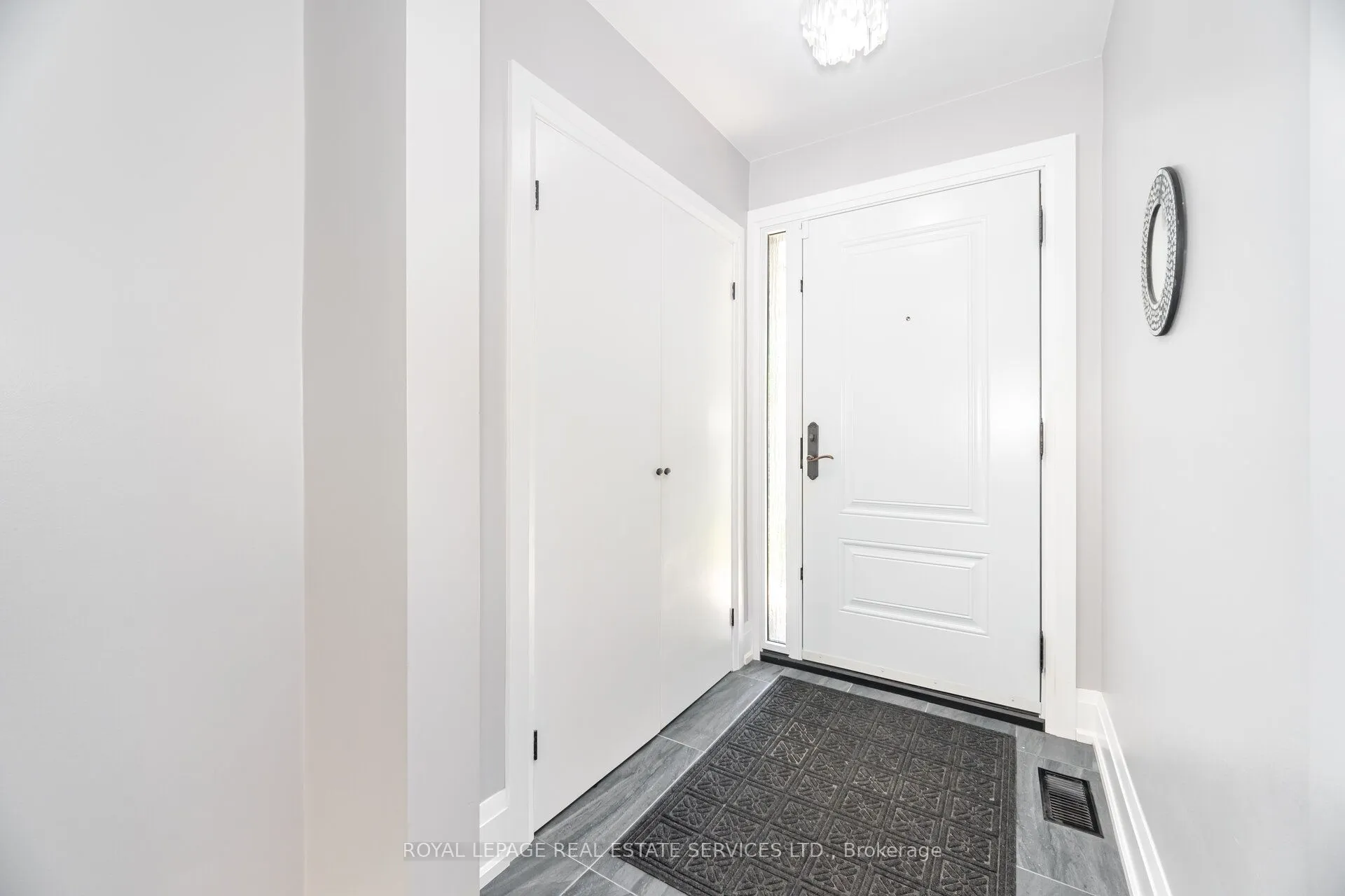 26 Alanmeade Crescent