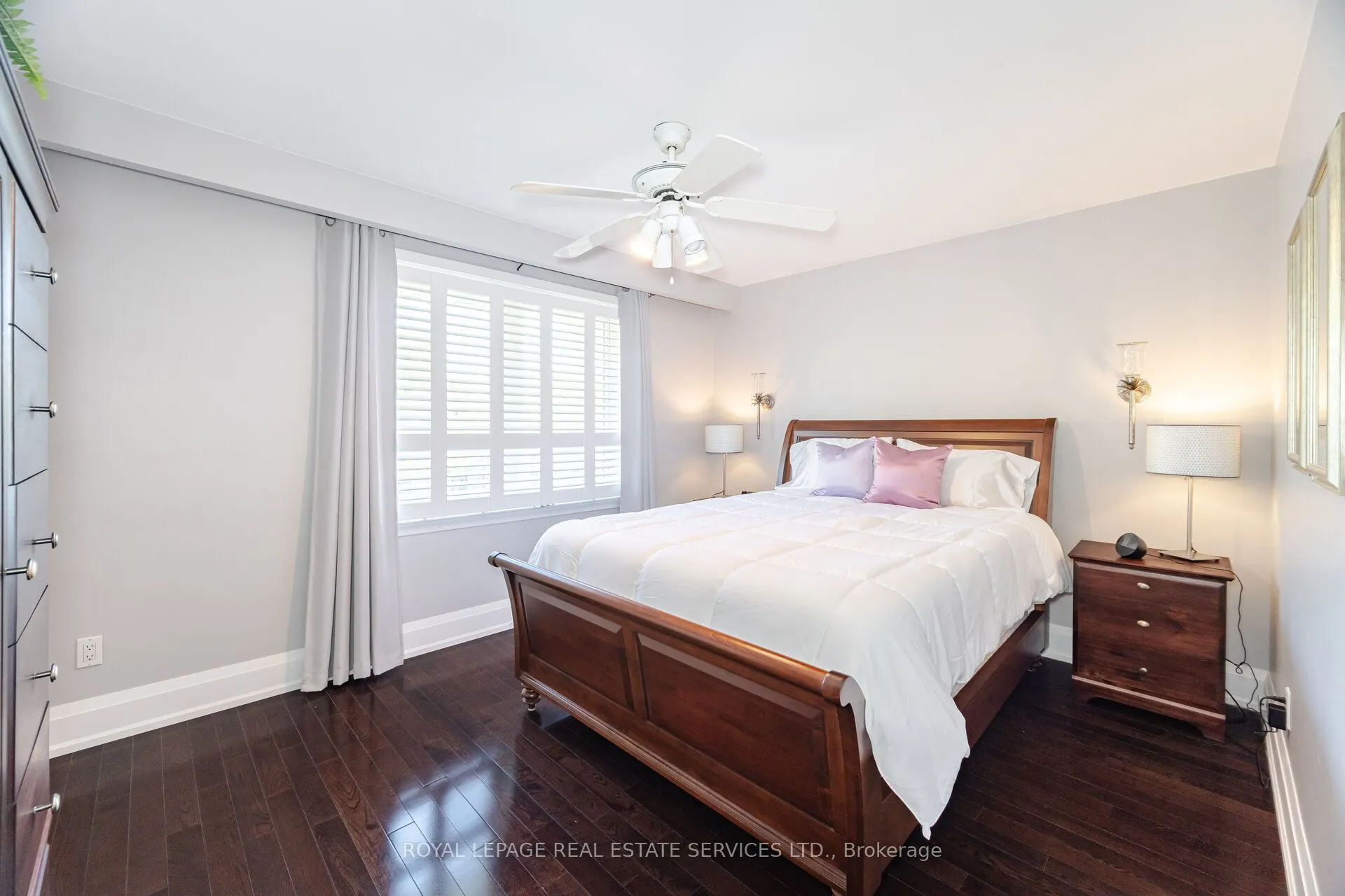 26 Alanmeade Crescent