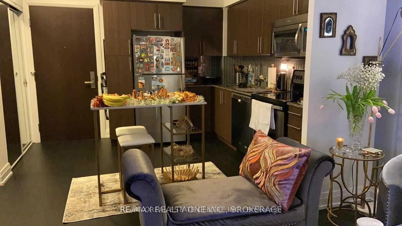 65 Speers Road, #1102