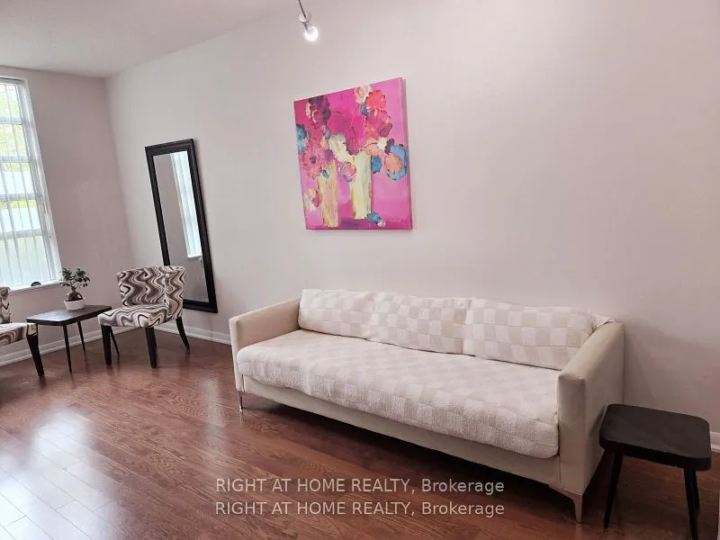 215 Sherway Gardens Road, #101