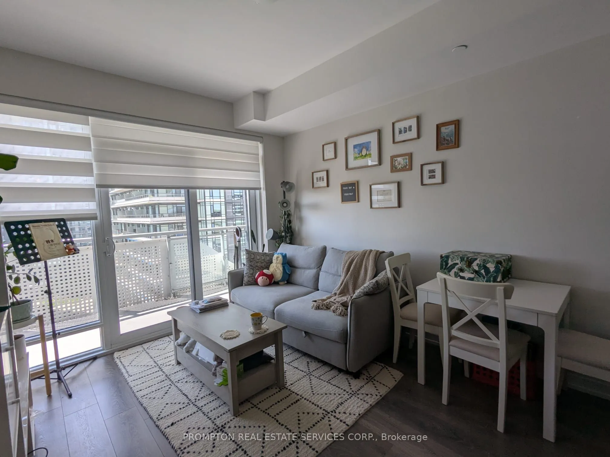 2520 Eglinton Avenue W, #802