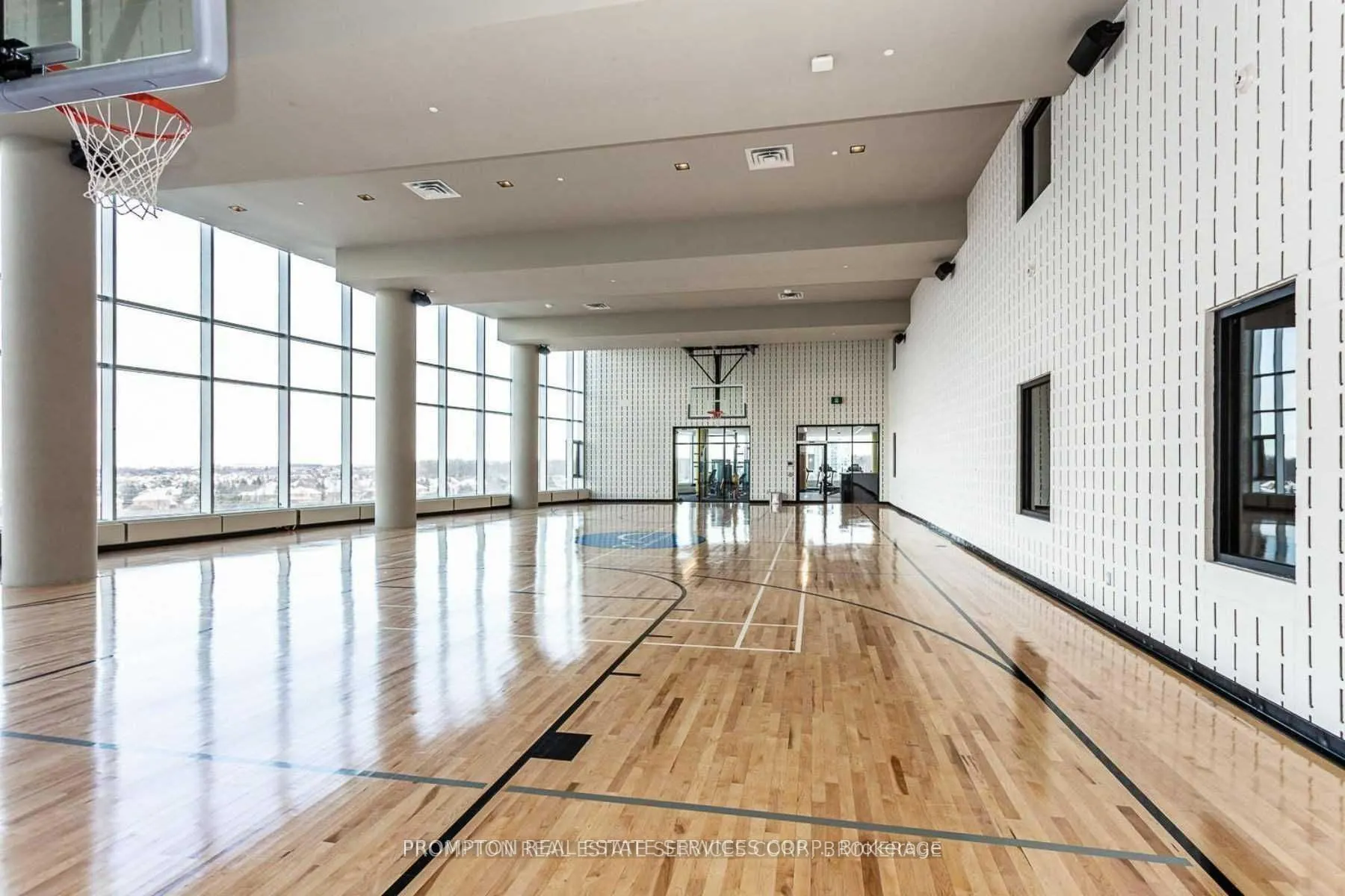 2520 Eglinton Avenue W, #802