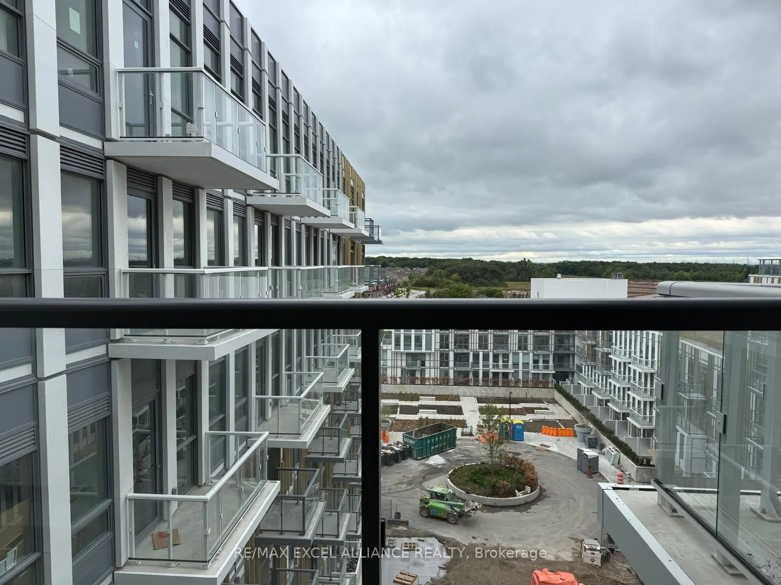 1005 Dundas Street E, #801