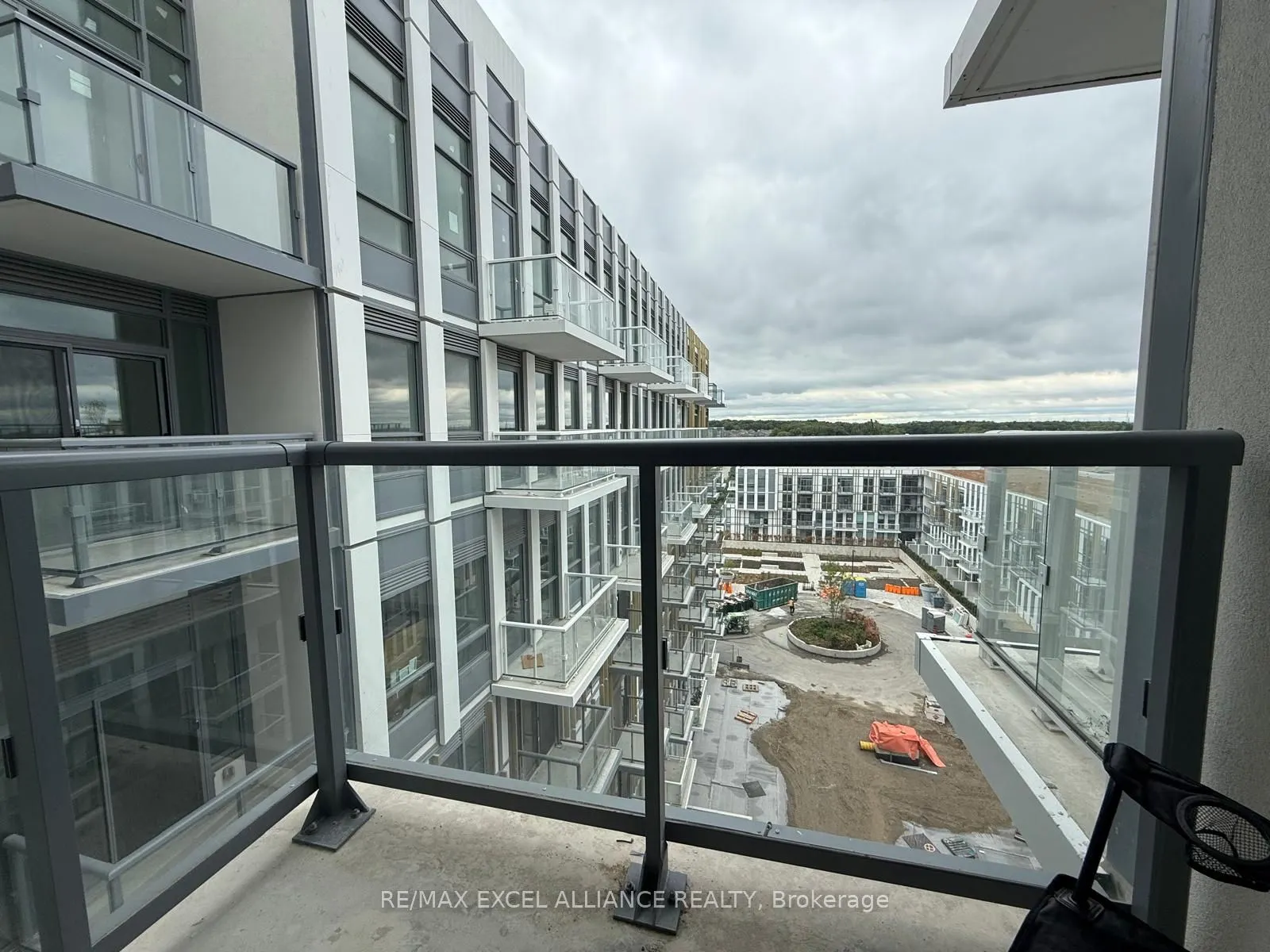 1005 Dundas Street E, #801