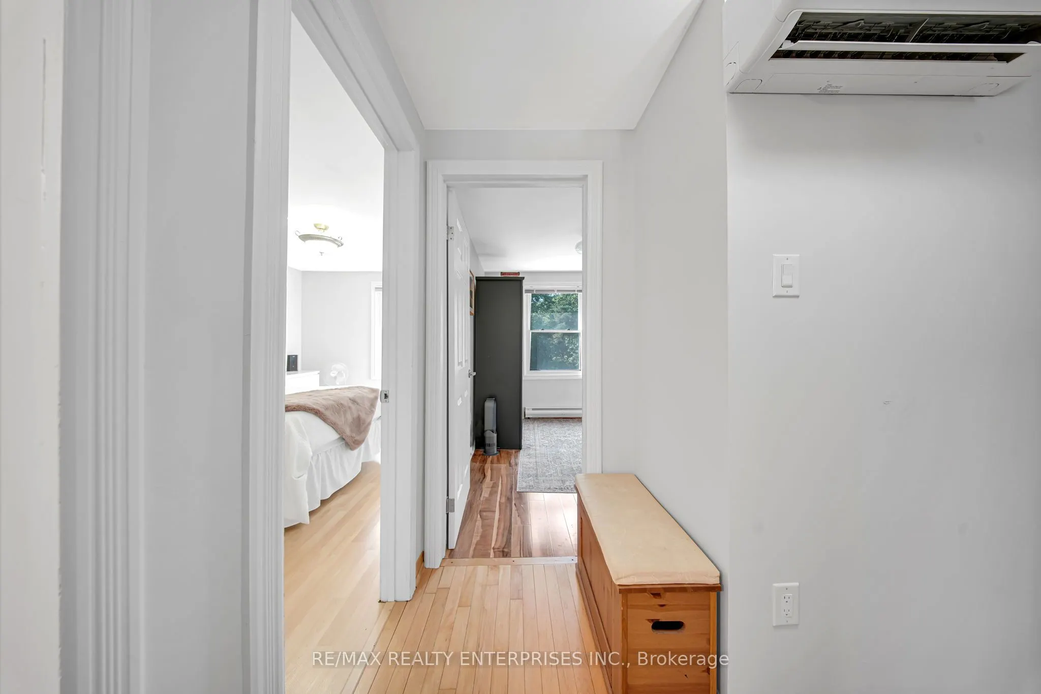 2056 Lakeshore Road W, #5