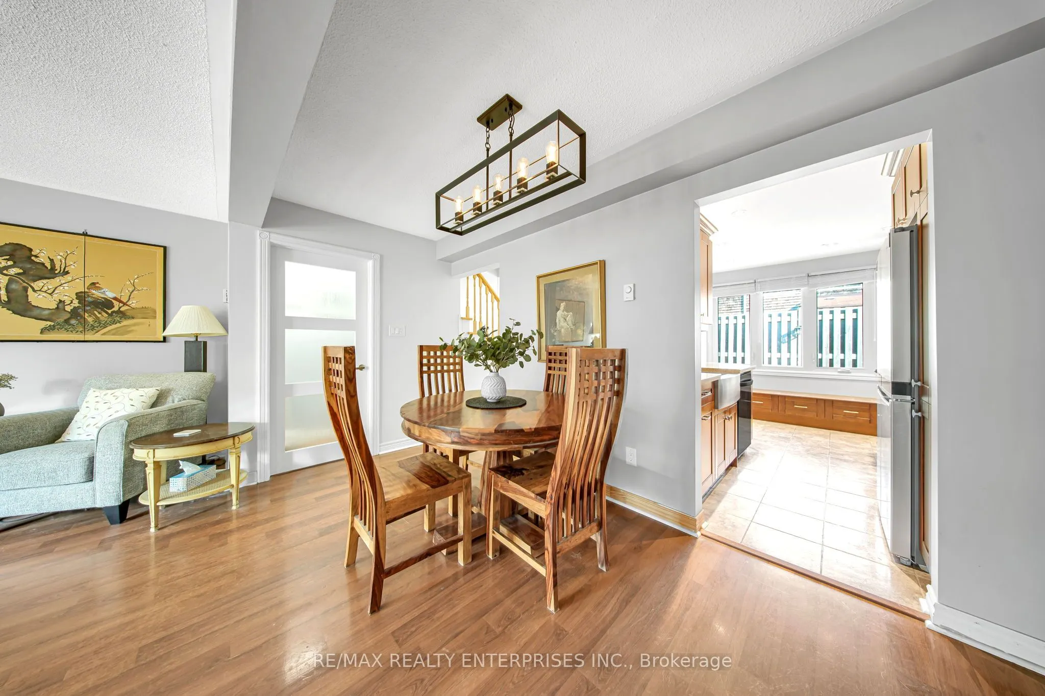 2056 Lakeshore Road W, #5