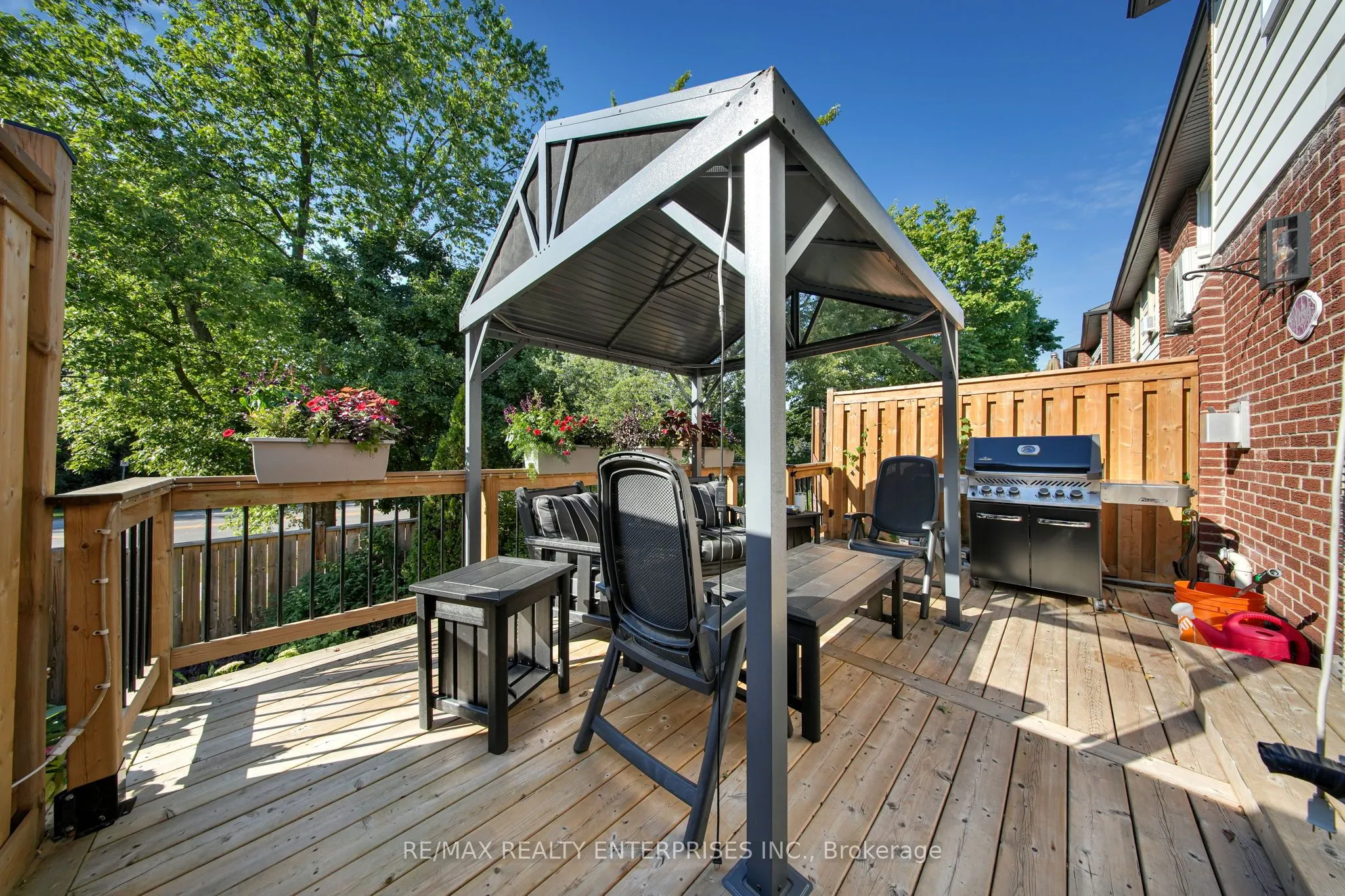 2056 Lakeshore Road W, #5